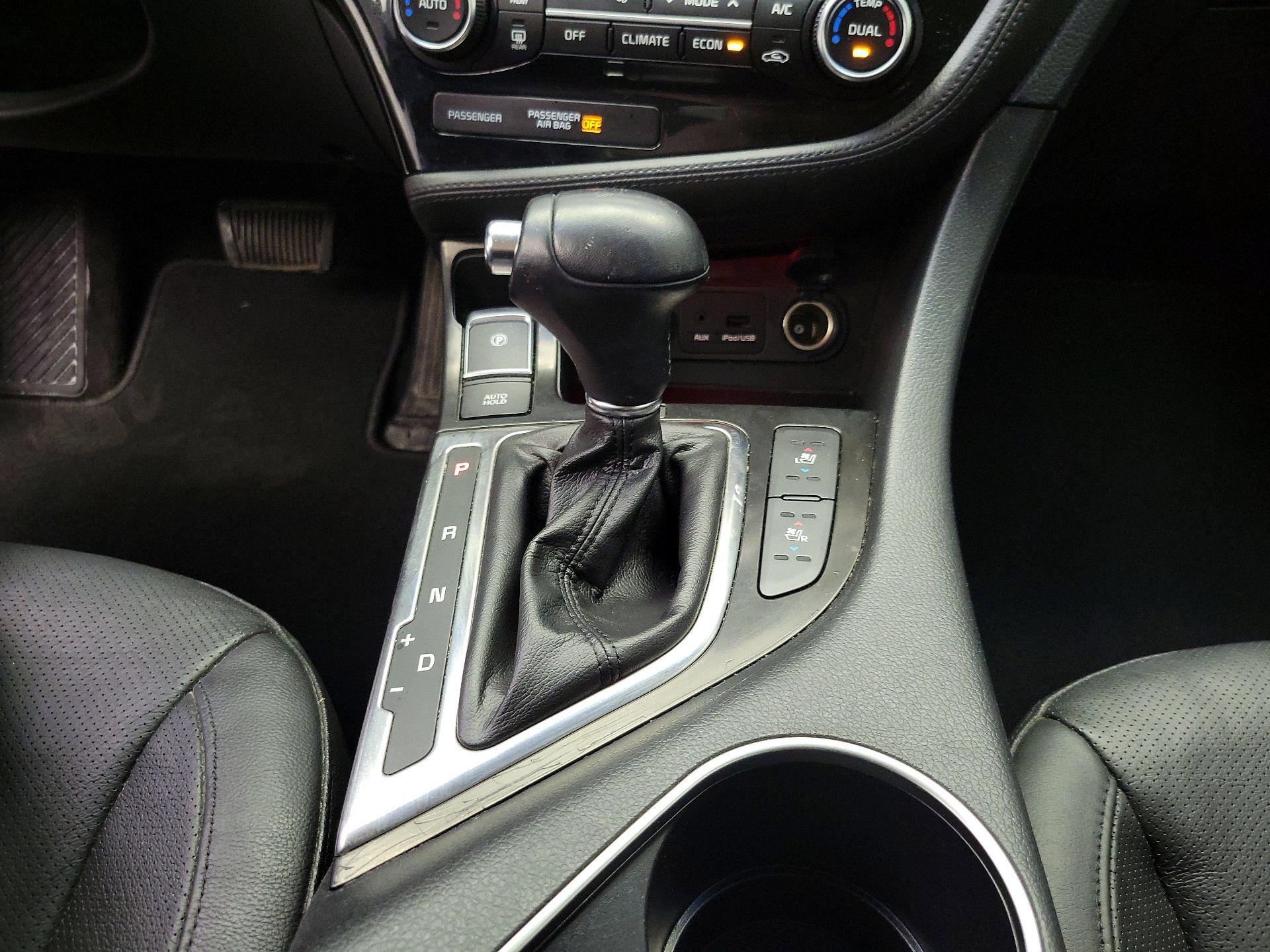 Thumbnail: 2015 Kia Optima - 18