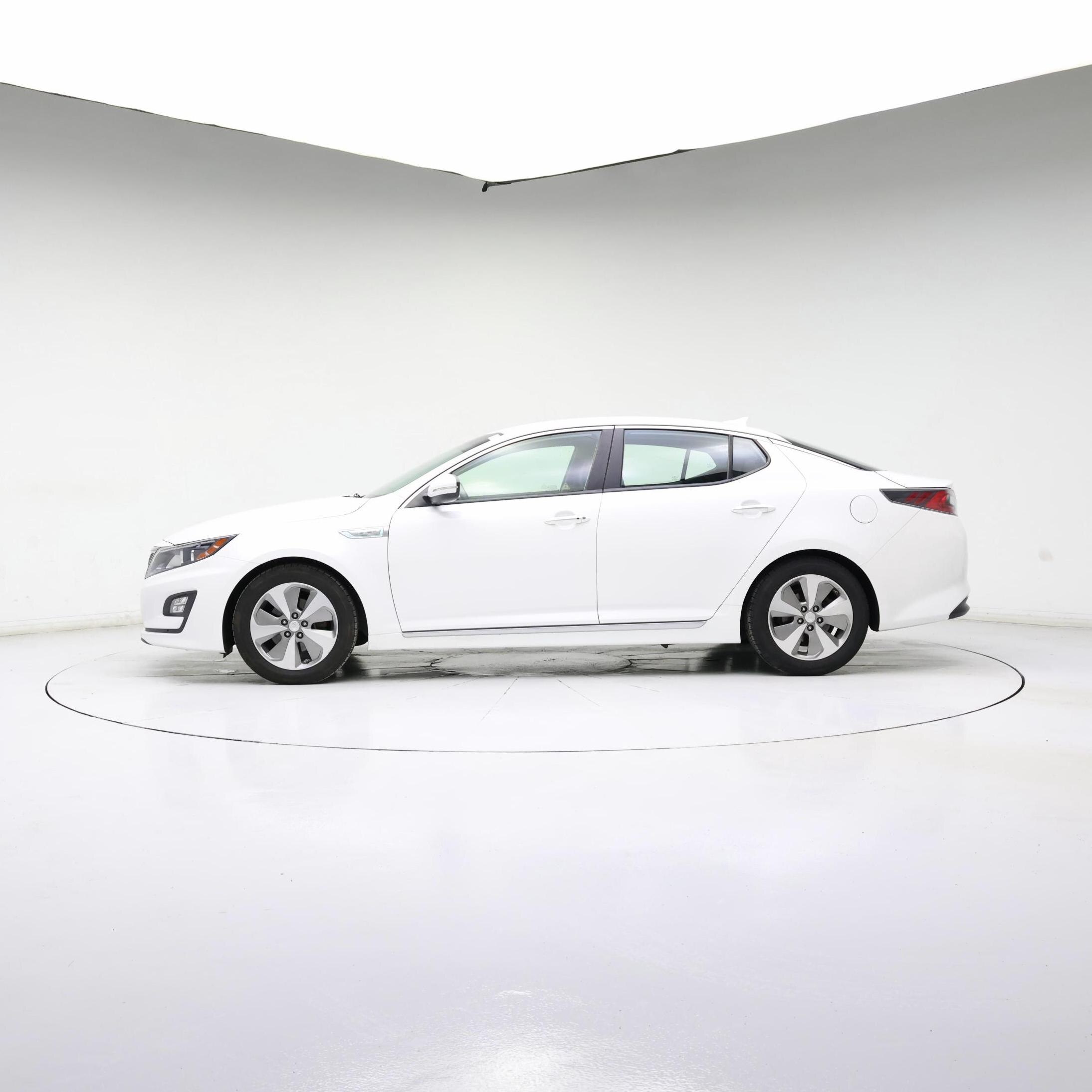 Thumbnail: 2015 Kia Optima - 3