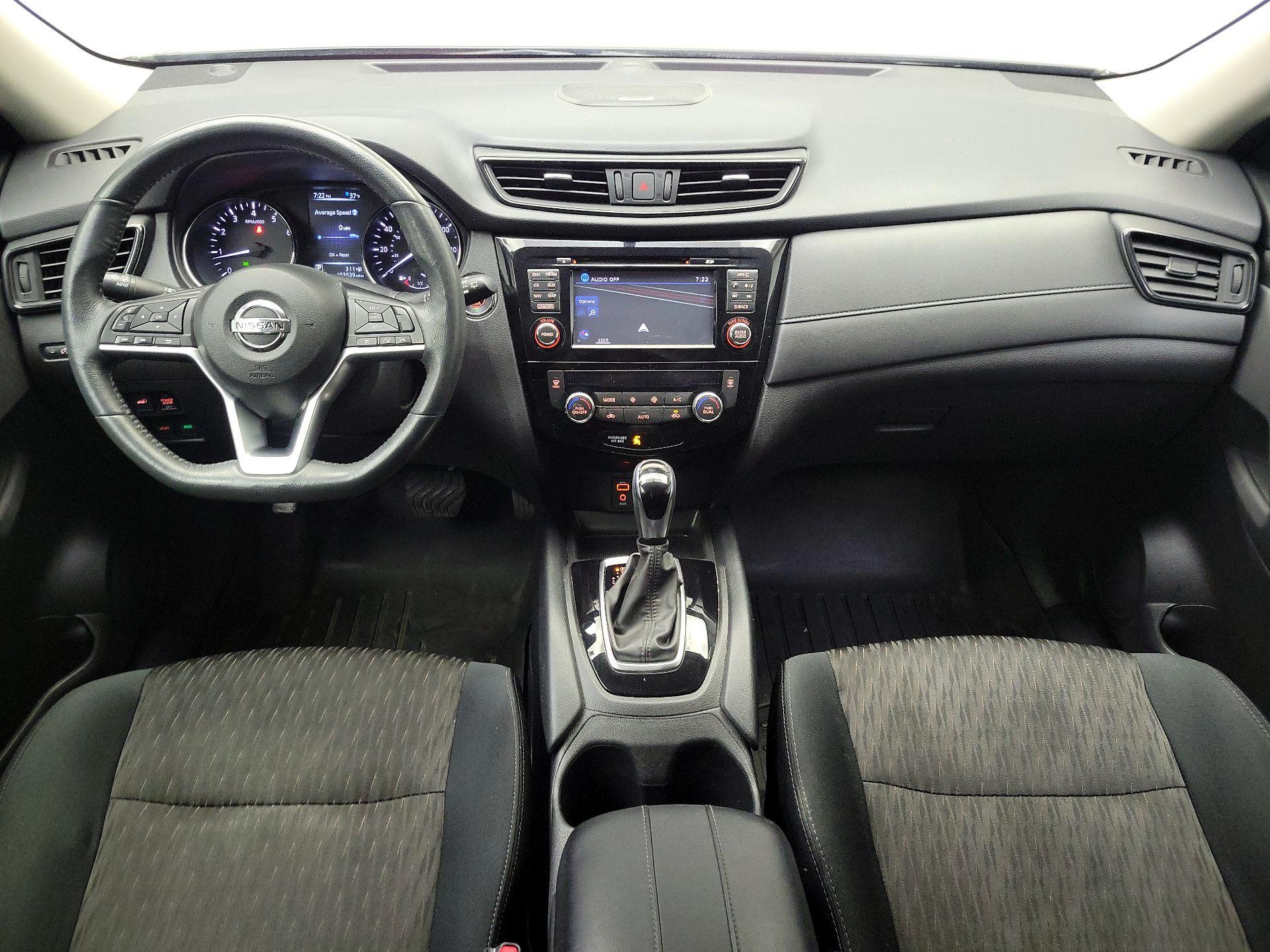 Thumbnail: 2017 Nissan Rogue - 9