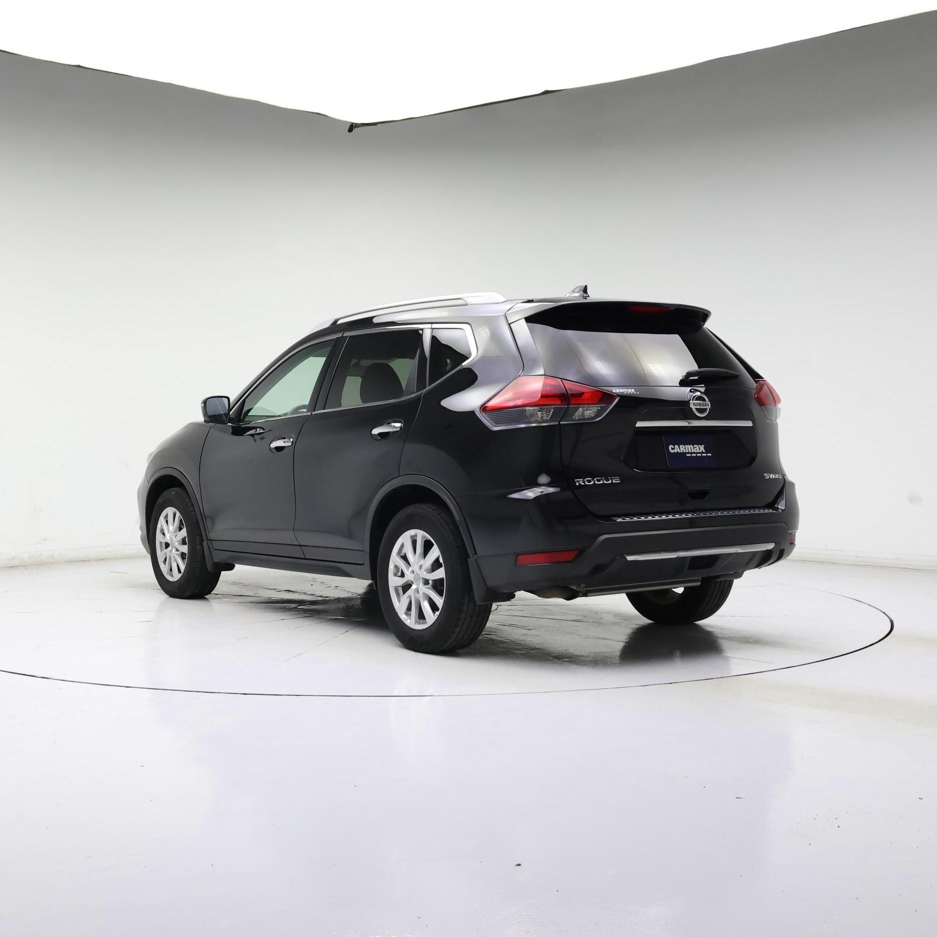 Thumbnail: 2017 Nissan Rogue - 2