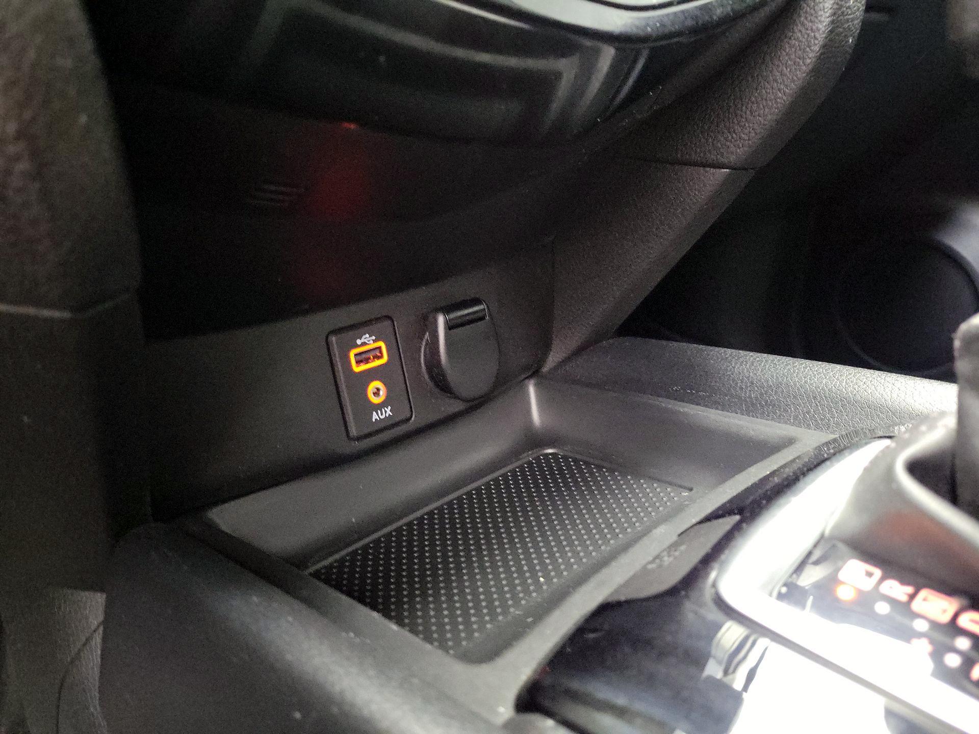 Thumbnail: 2017 Nissan Rogue - 19