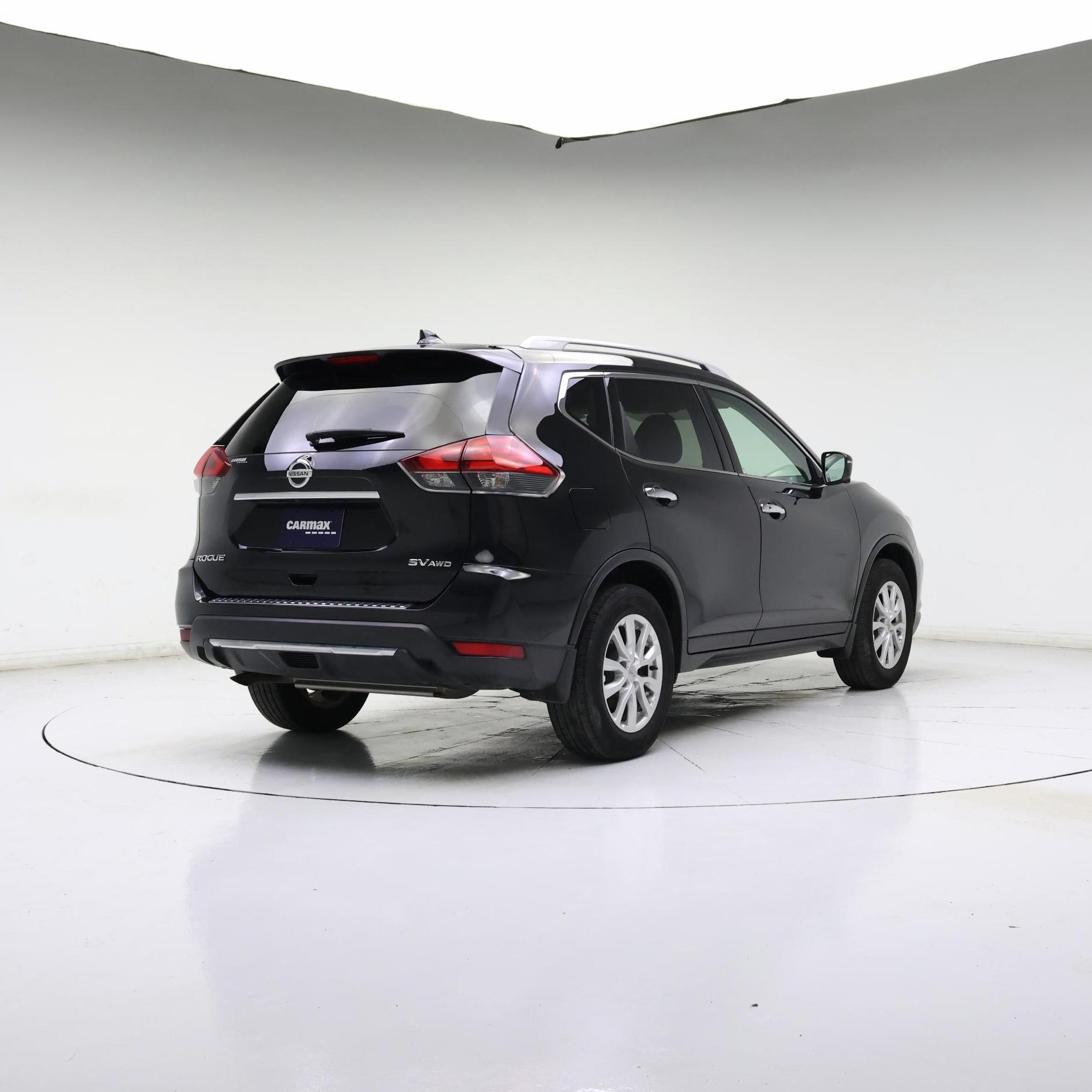 Thumbnail: 2017 Nissan Rogue - 8