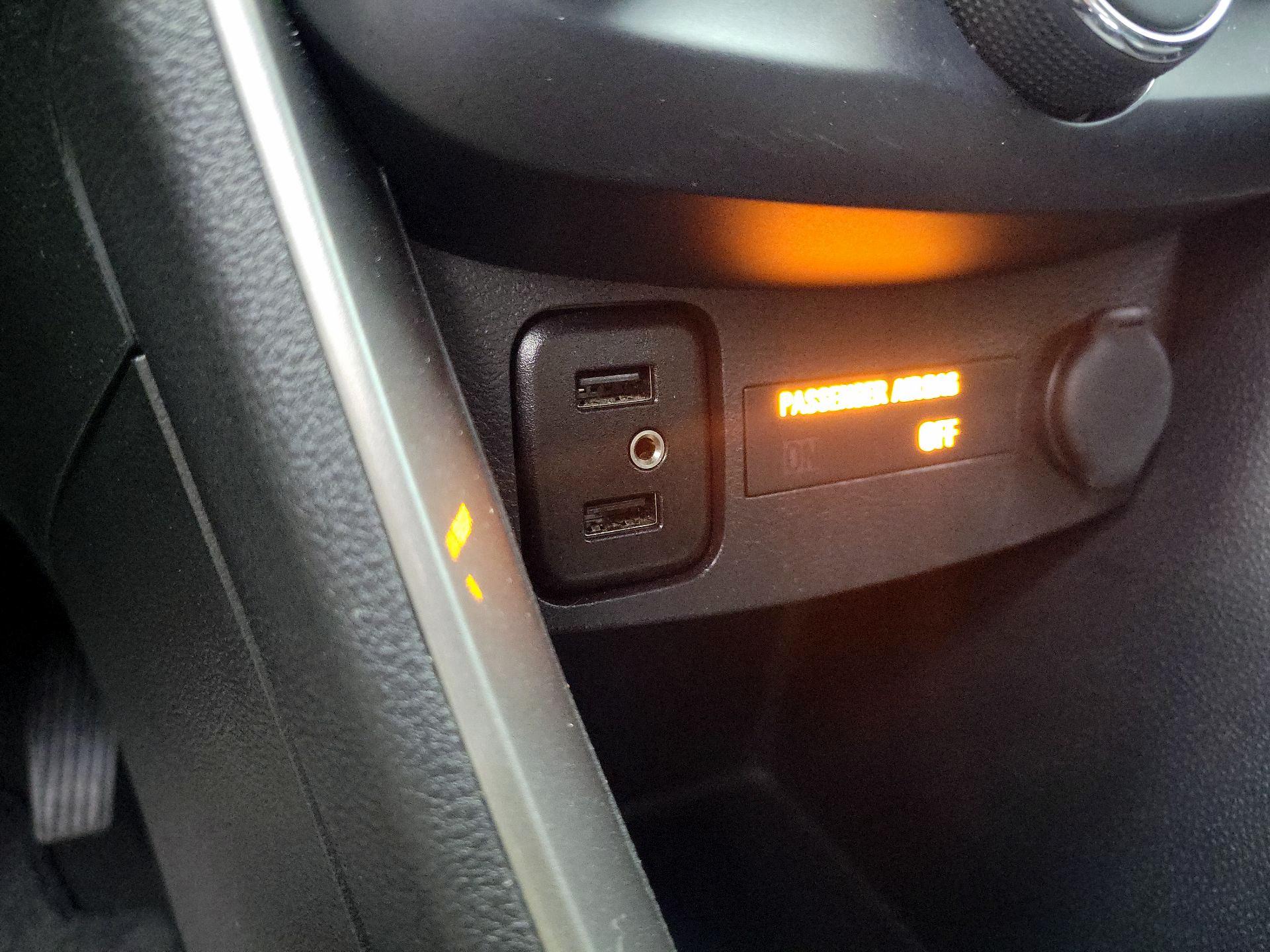 Thumbnail: 2018 Chevrolet Trax - 18