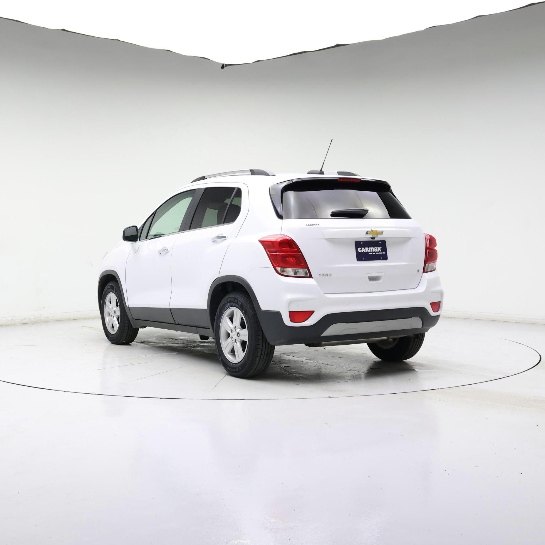 Thumbnail: 2018 Chevrolet Trax - 2