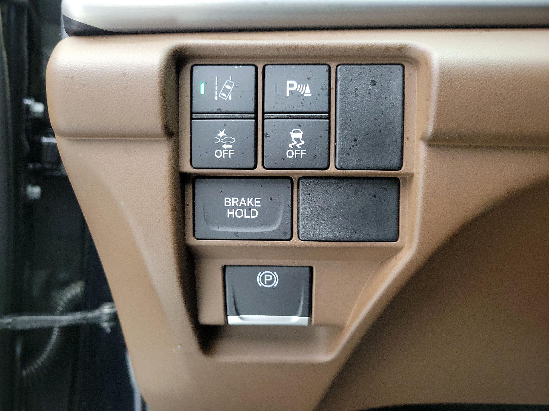 Thumbnail: 2021 Acura RDX - 13