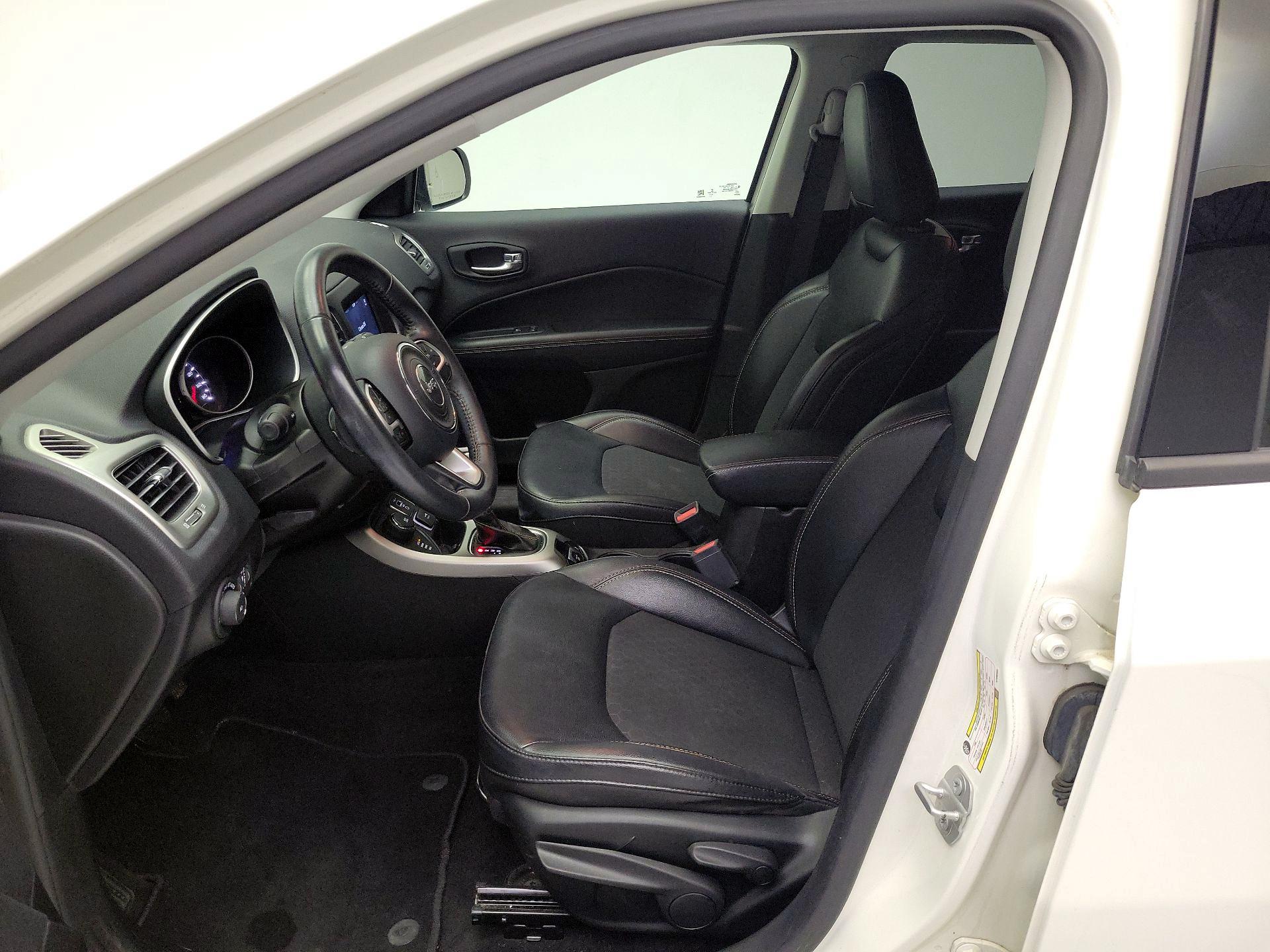 Thumbnail: 2019 Jeep Compass - 11