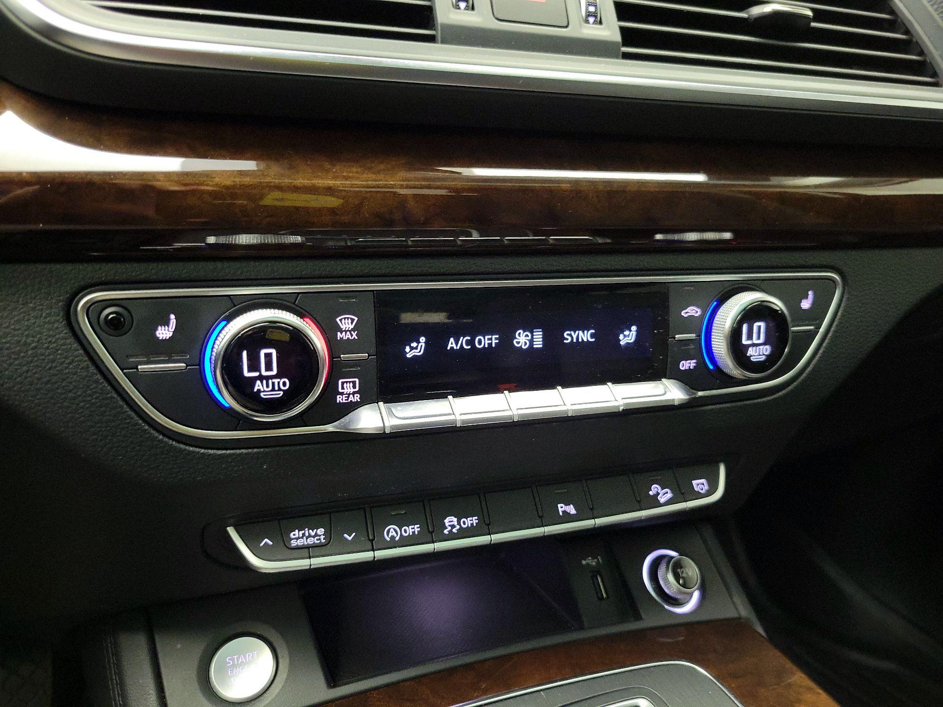 Thumbnail: 2020 Audi Q5 - 17