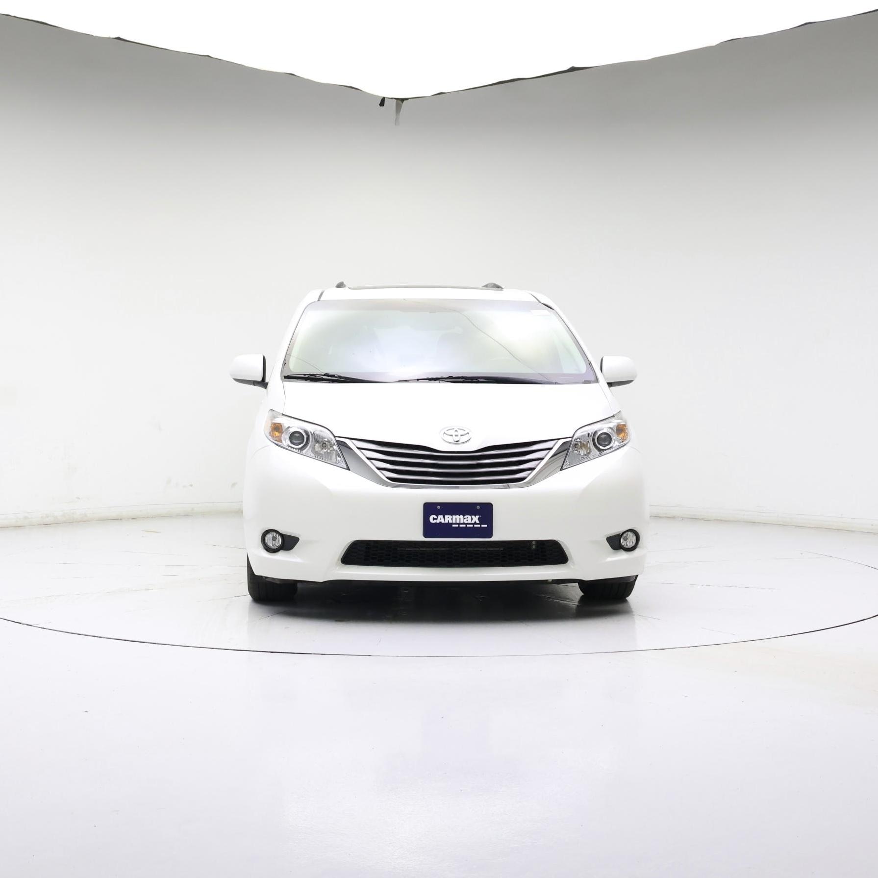 Thumbnail: 2015 Toyota Sienna - 5