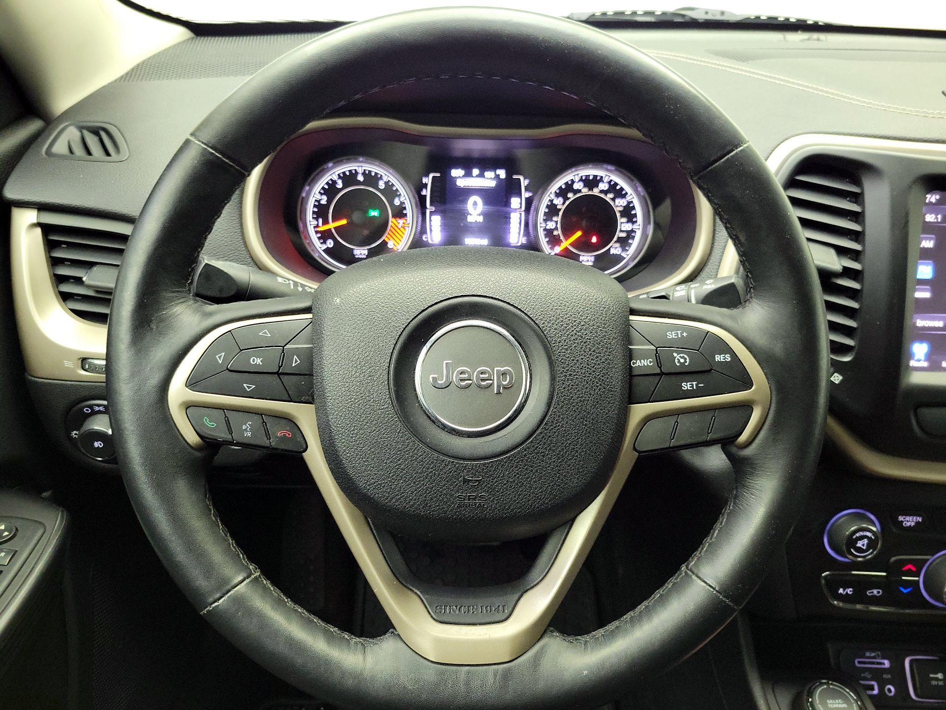 Thumbnail: 2015 Jeep Cherokee - 10