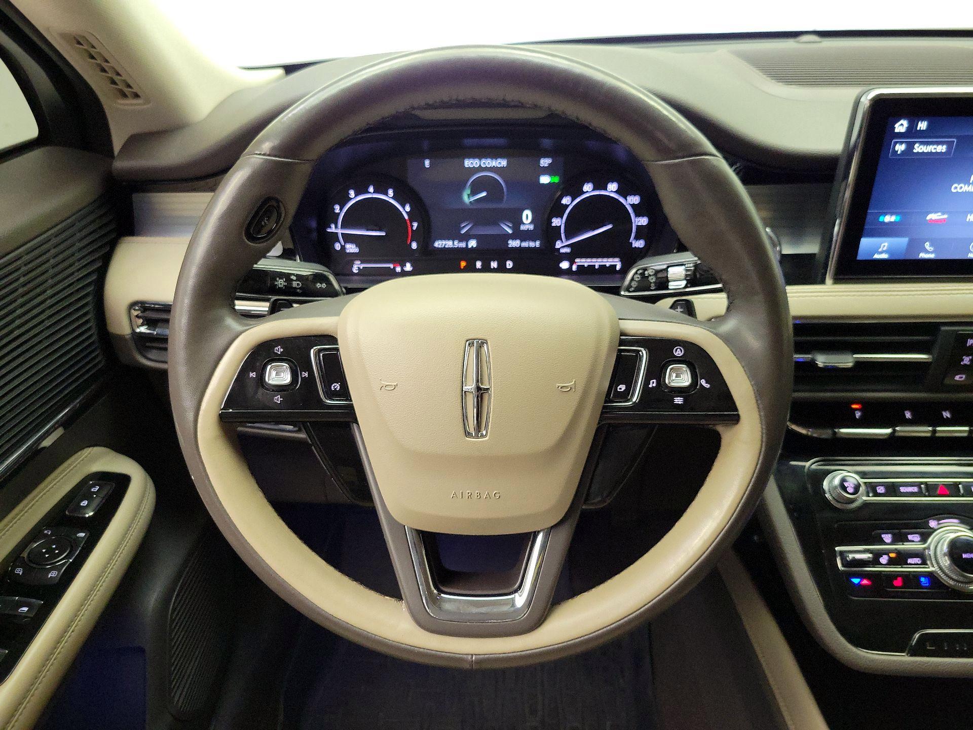 Thumbnail: 2021 Lincoln Corsair - 10