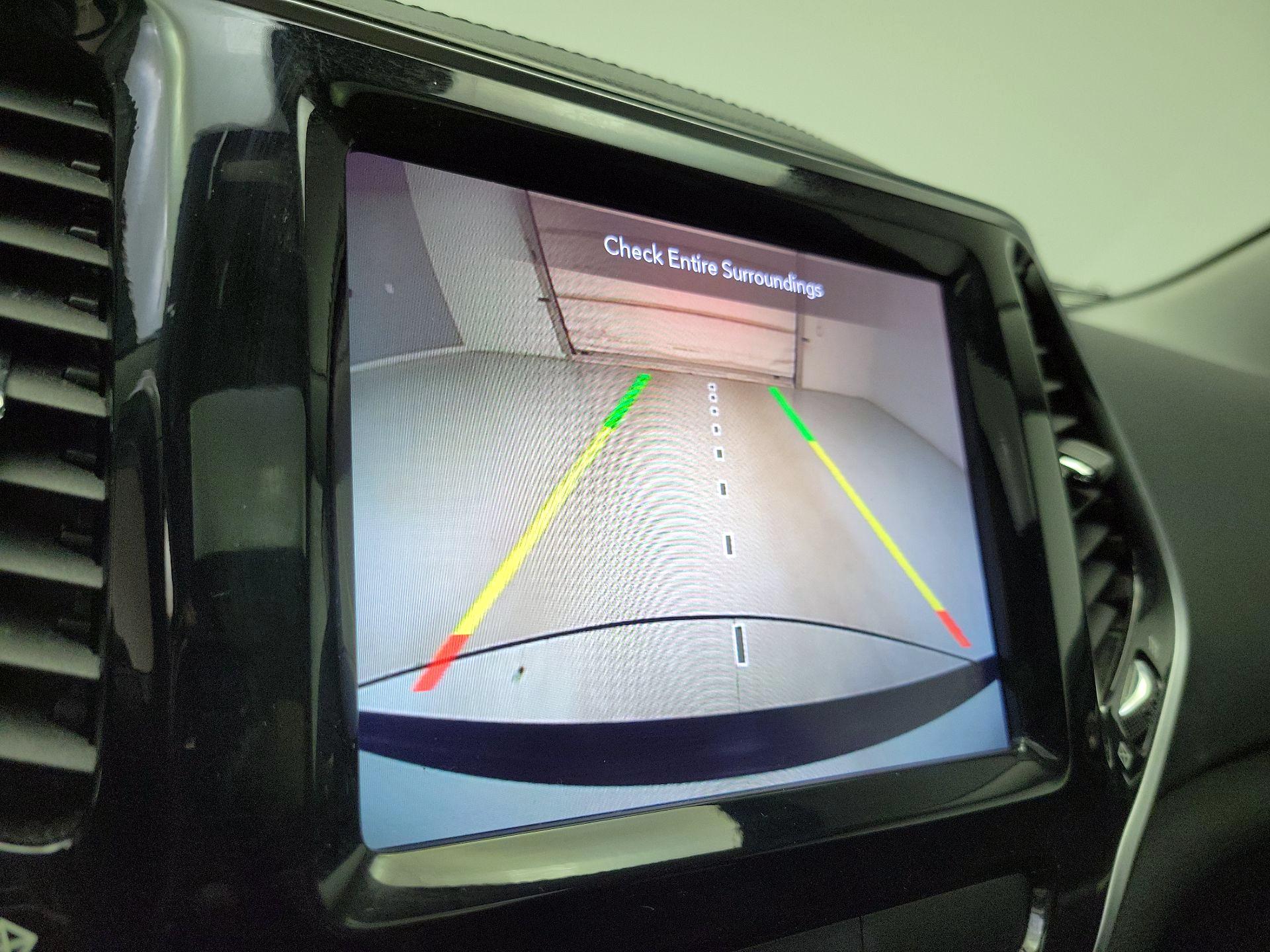 Thumbnail: 2020 Jeep Cherokee - 15