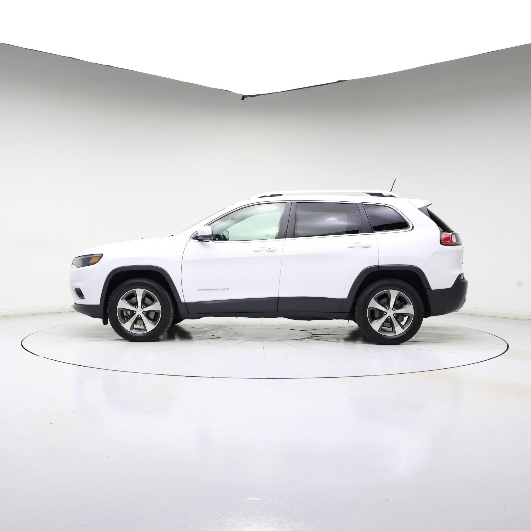 Thumbnail: 2020 Jeep Cherokee - 3