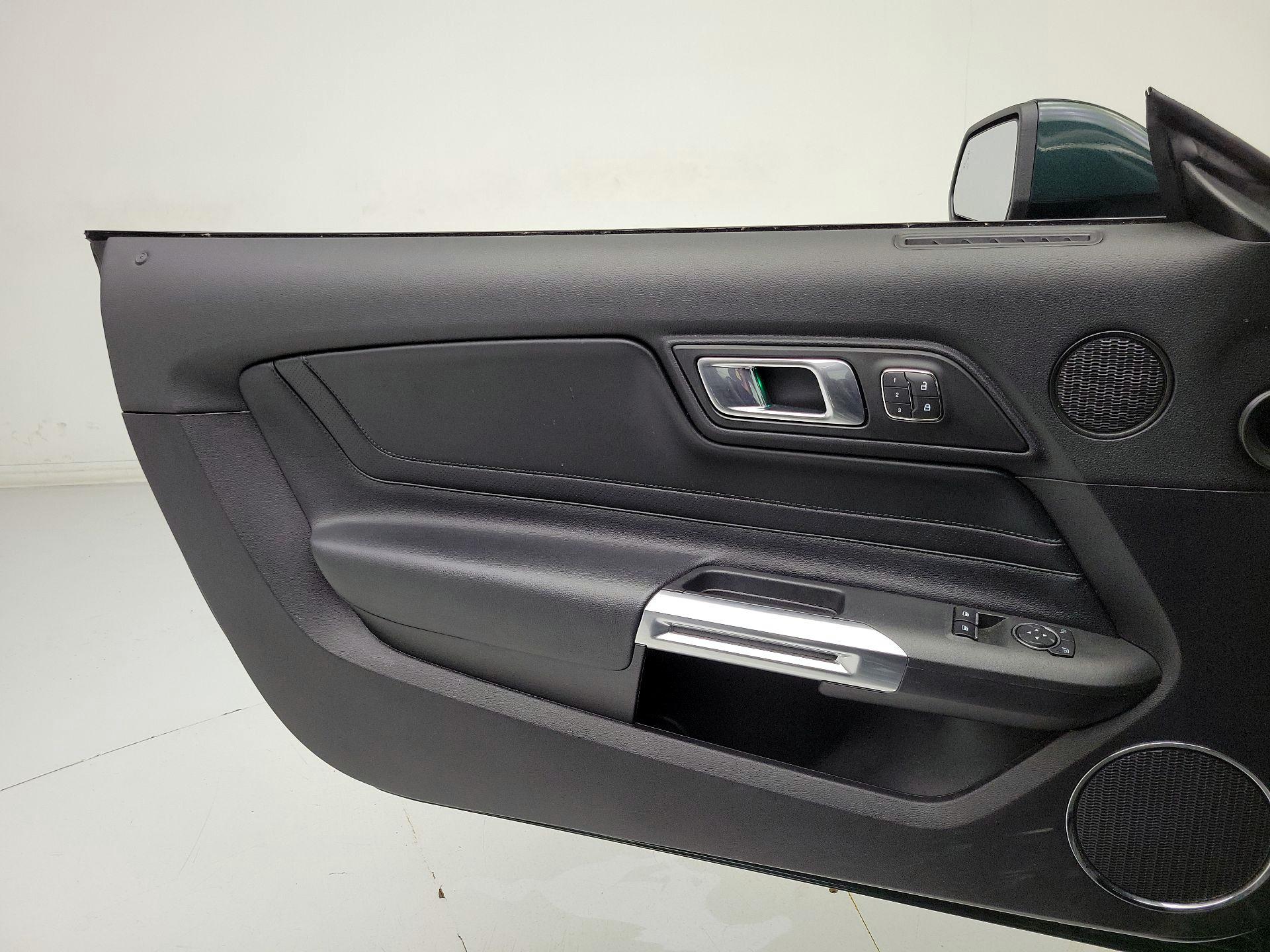 Thumbnail: 2019 Ford Mustang - 12