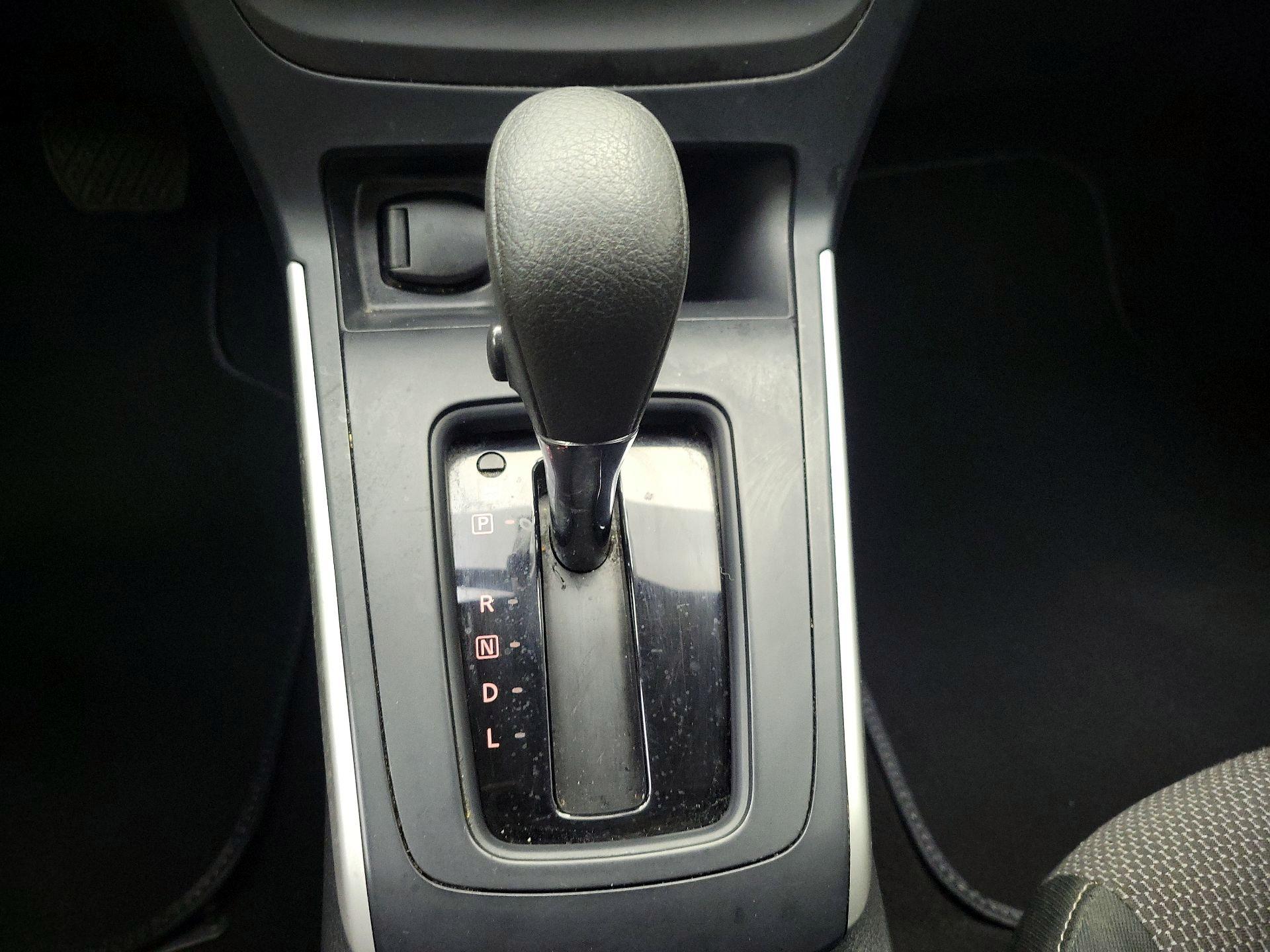 Thumbnail: 2019 Nissan Sentra - 17