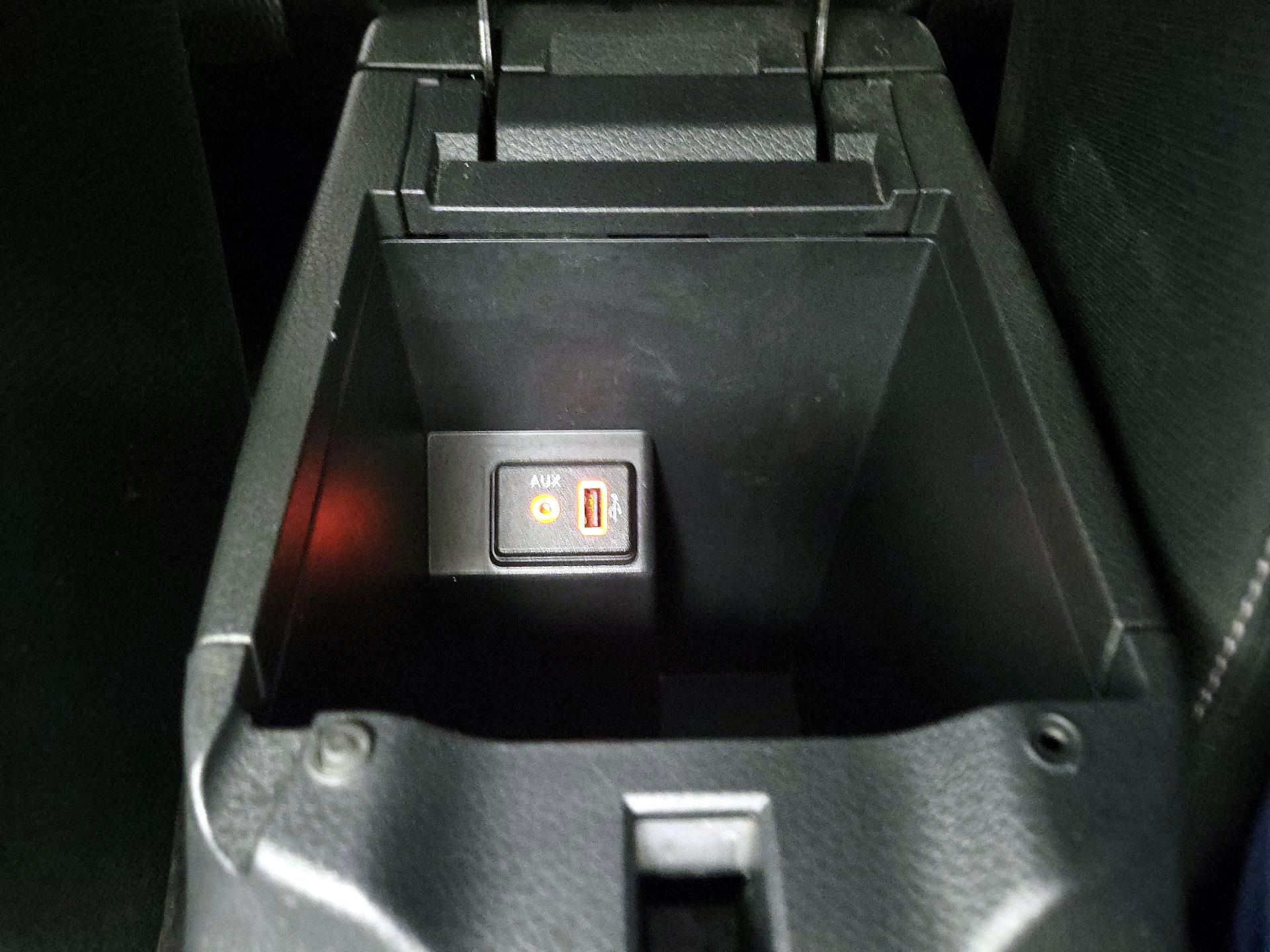 Thumbnail: 2019 Nissan Sentra - 18