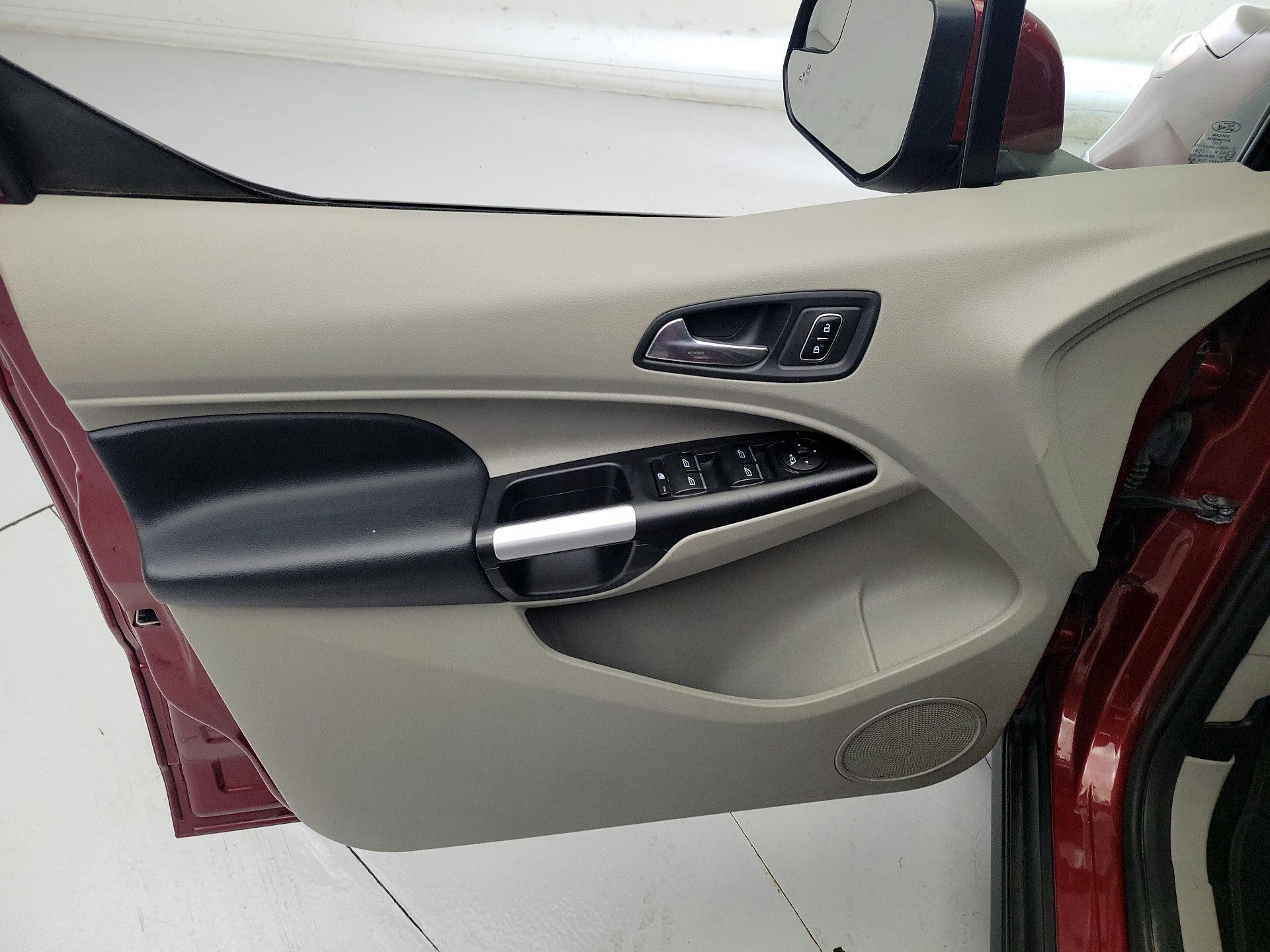 Thumbnail: 2019 Ford Transit Series - 12