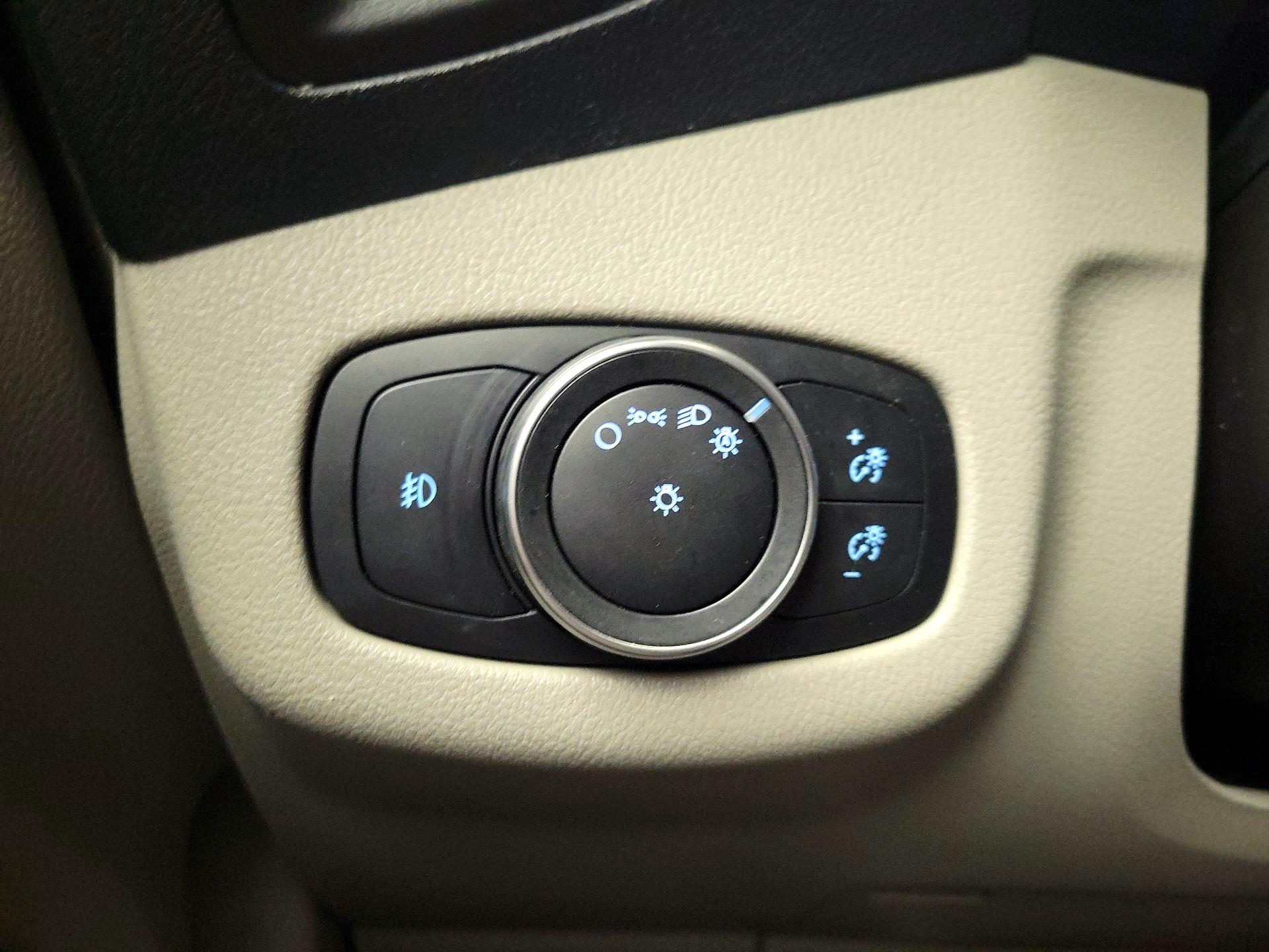 Thumbnail: 2019 Ford Transit Series - 13