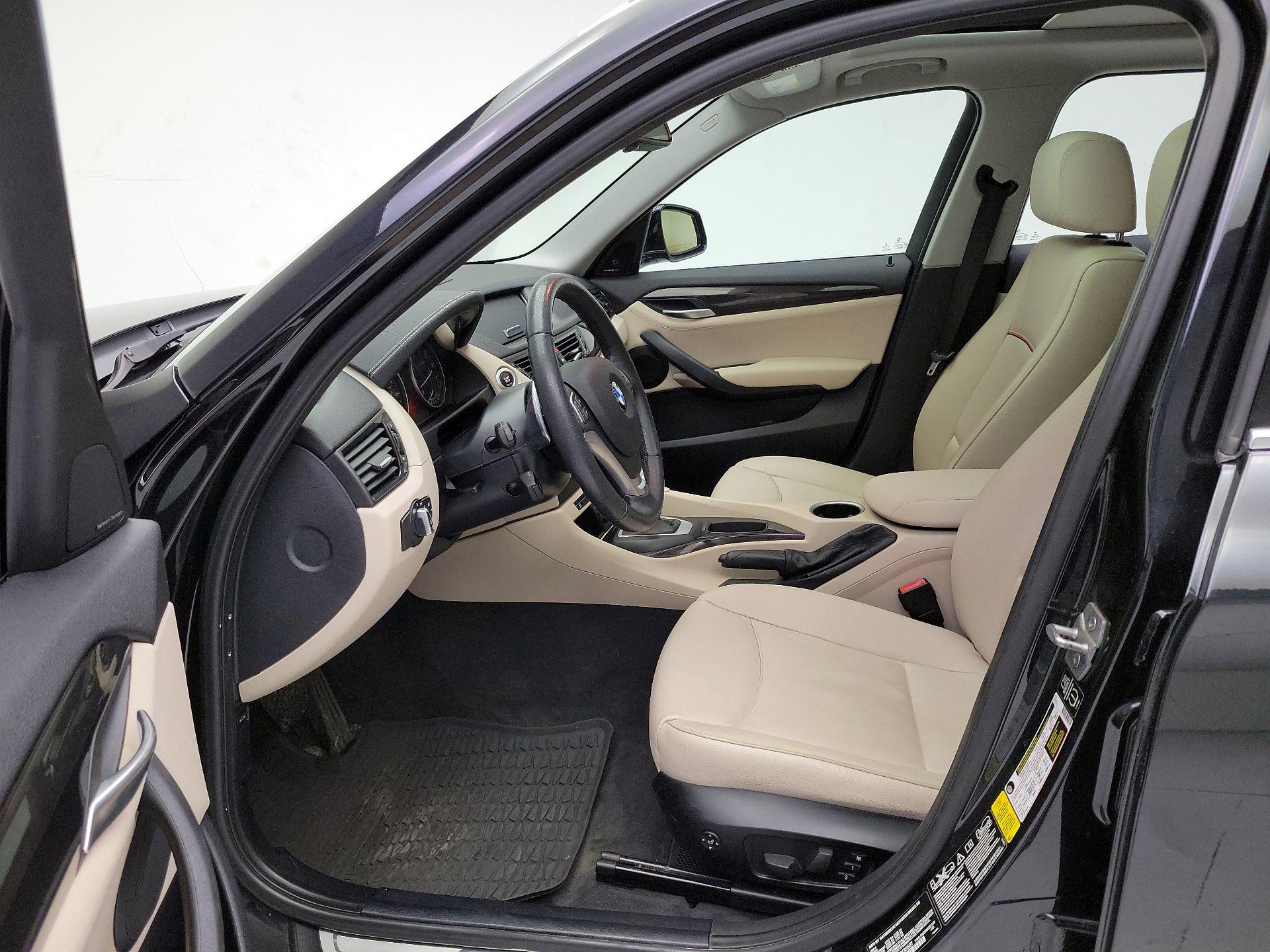 Thumbnail: 2015 BMW X1 - 11