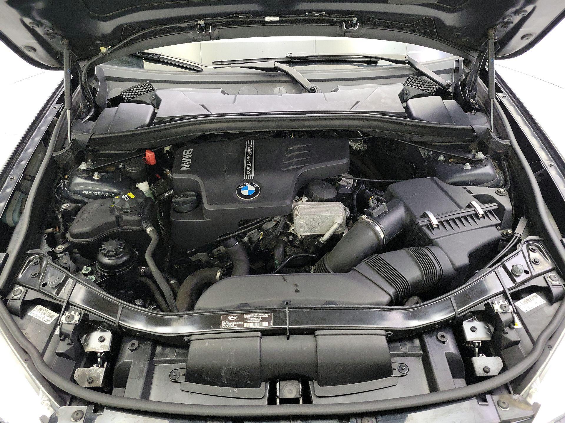 Thumbnail: 2015 BMW X1 - 20