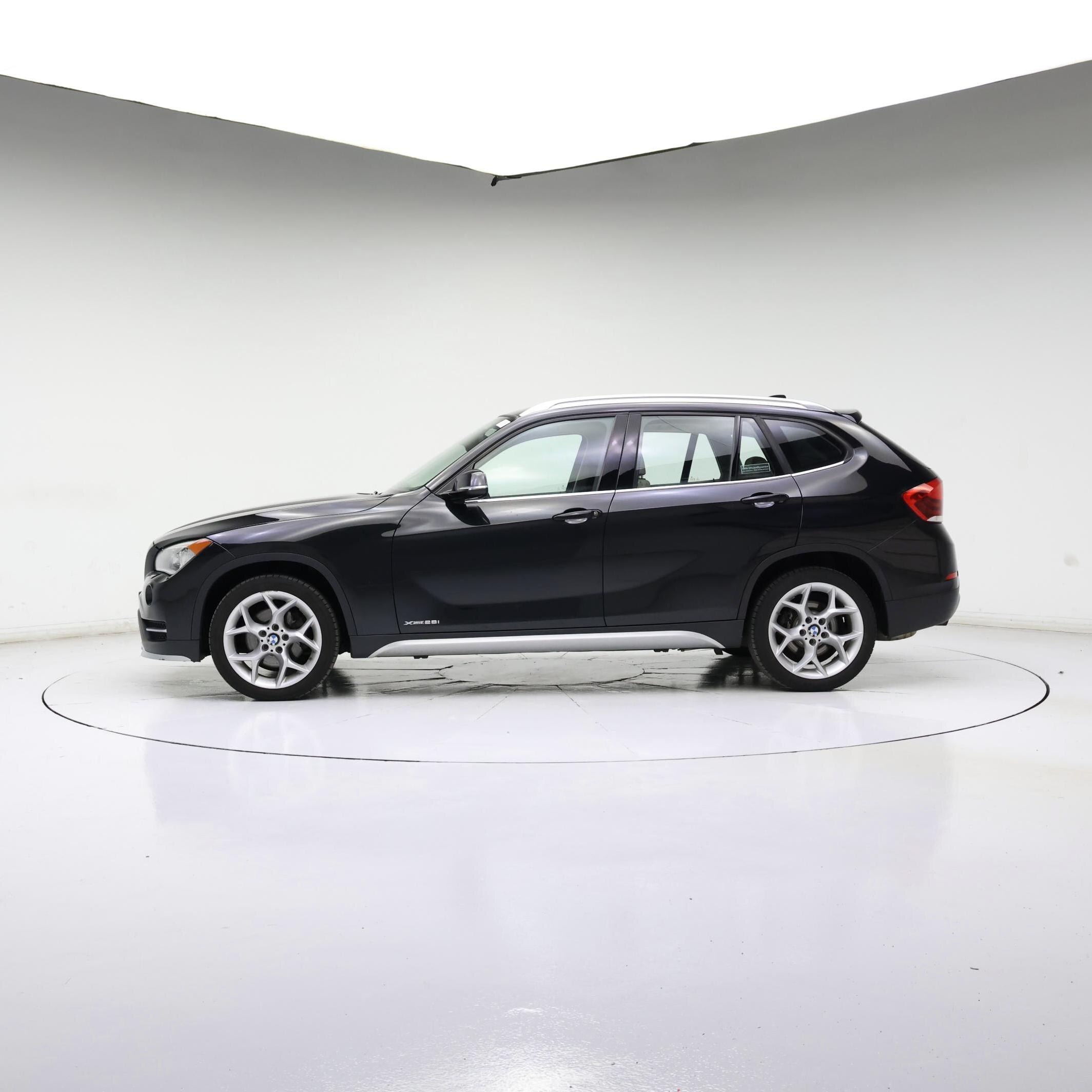 Thumbnail: 2015 BMW X1 - 3
