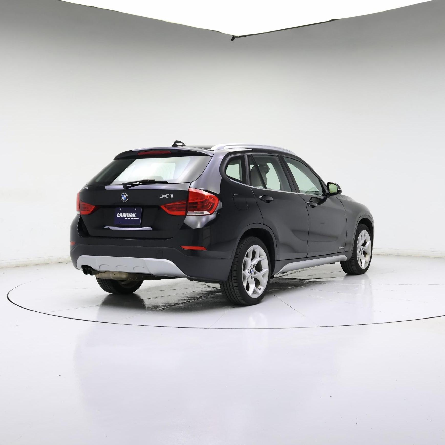 Thumbnail: 2015 BMW X1 - 8