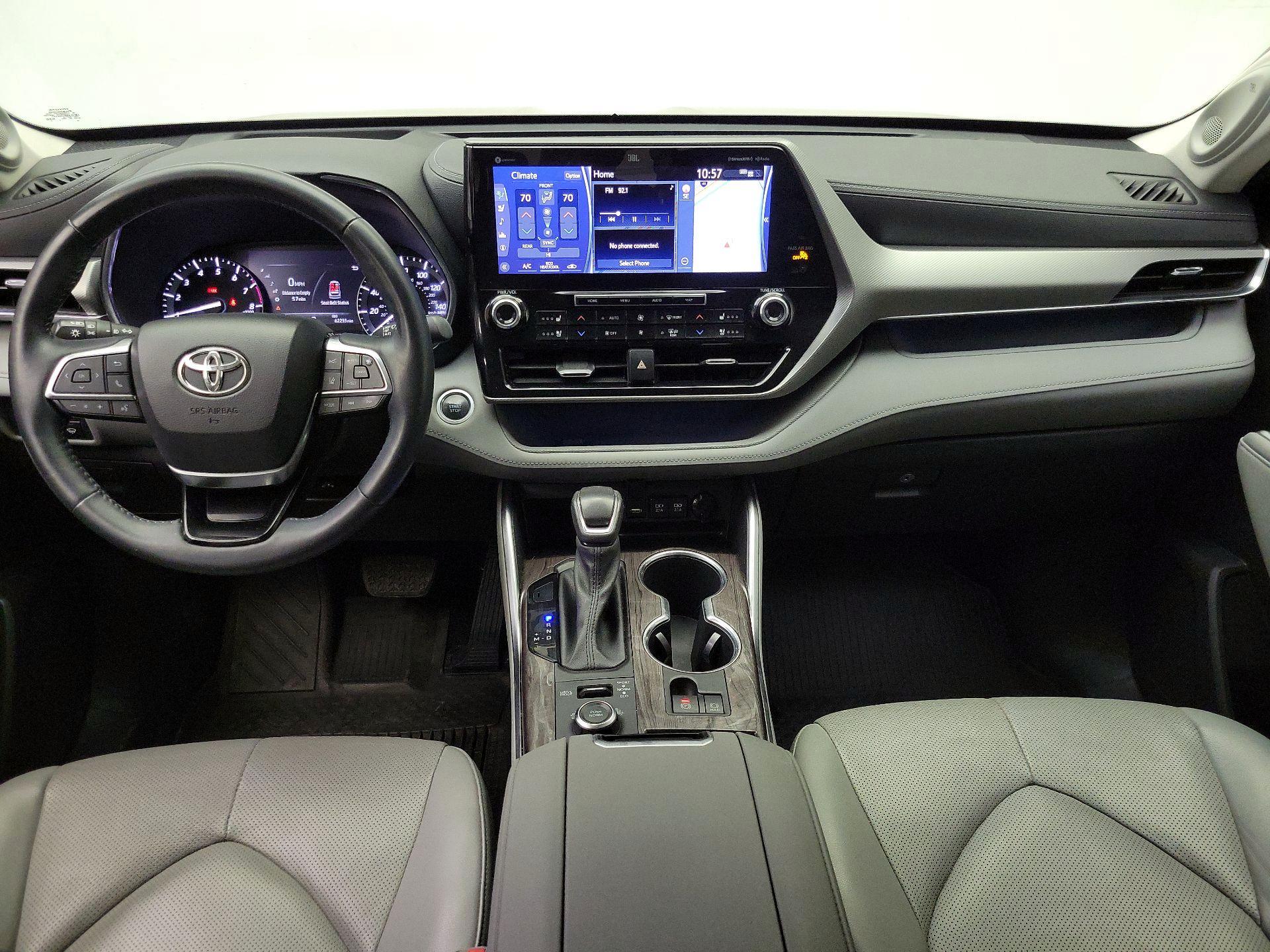 Thumbnail: 2020 Toyota Highlander - 9