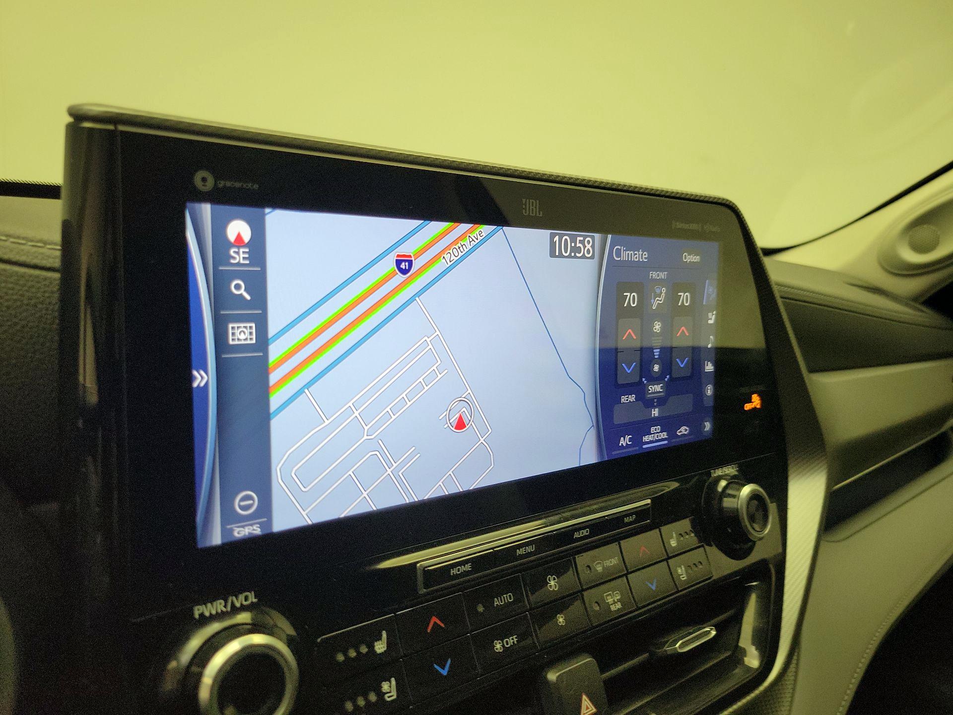 Thumbnail: 2020 Toyota Highlander - 14