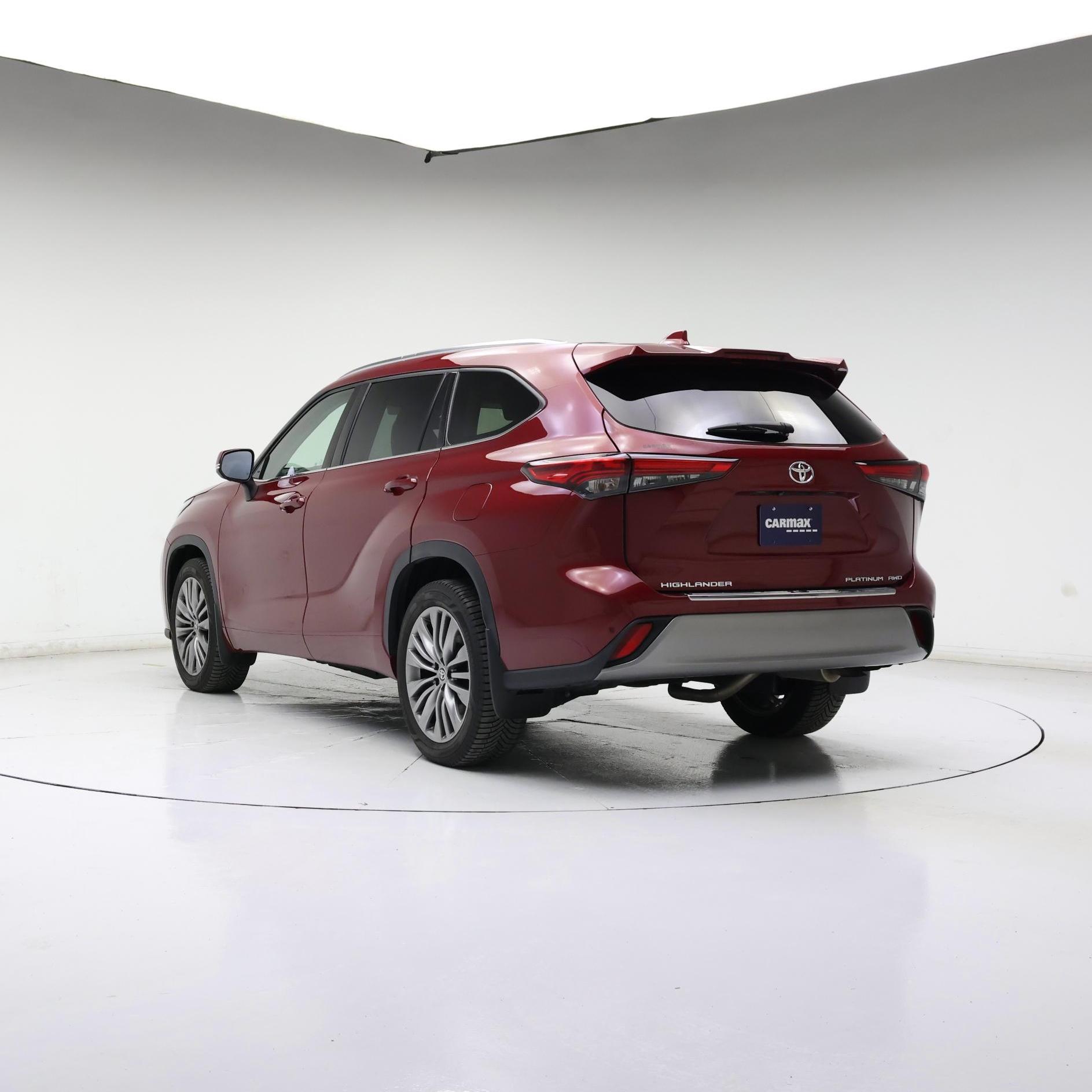 Thumbnail: 2020 Toyota Highlander - 2