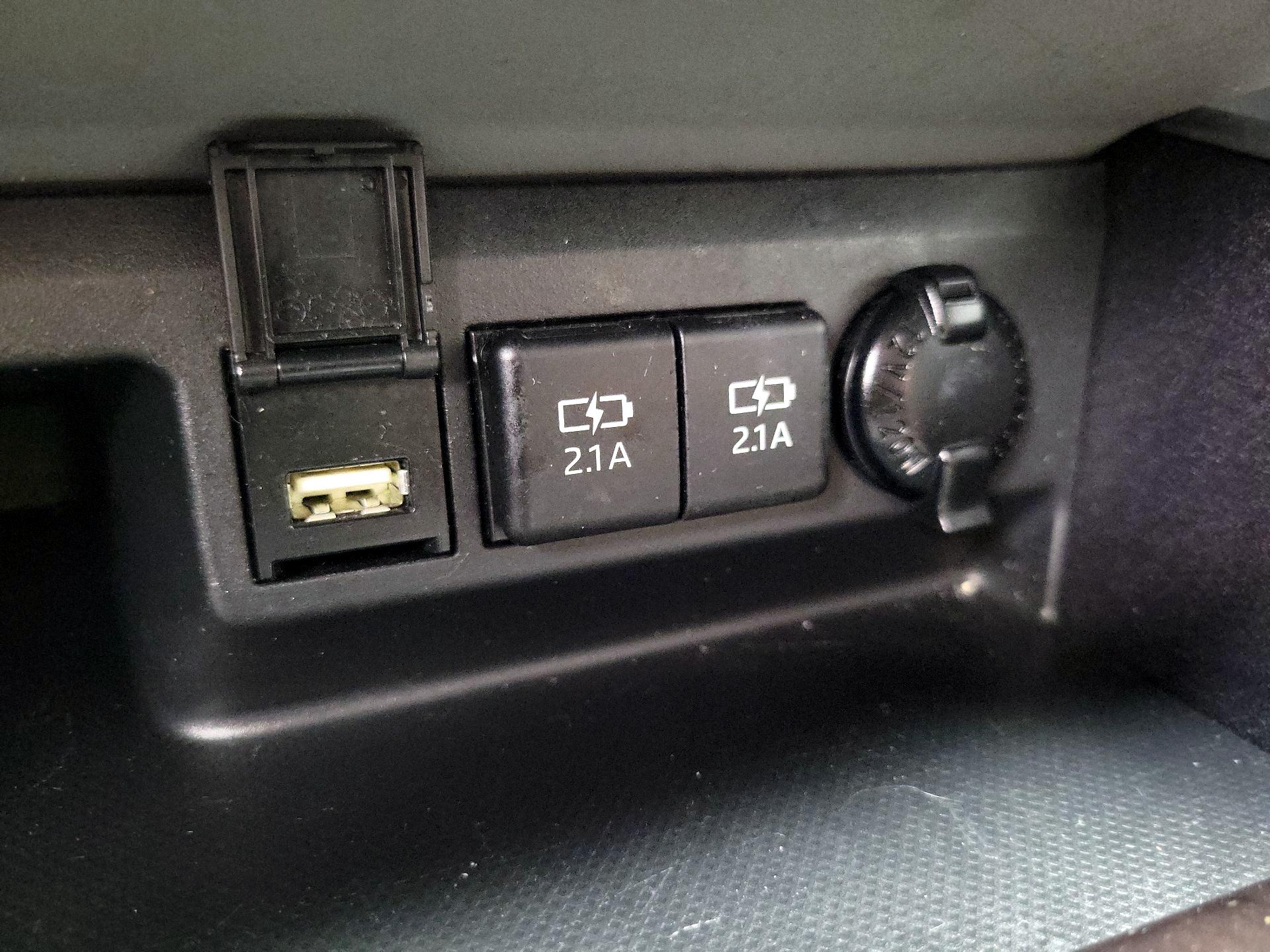 Thumbnail: 2020 Toyota Highlander - 19