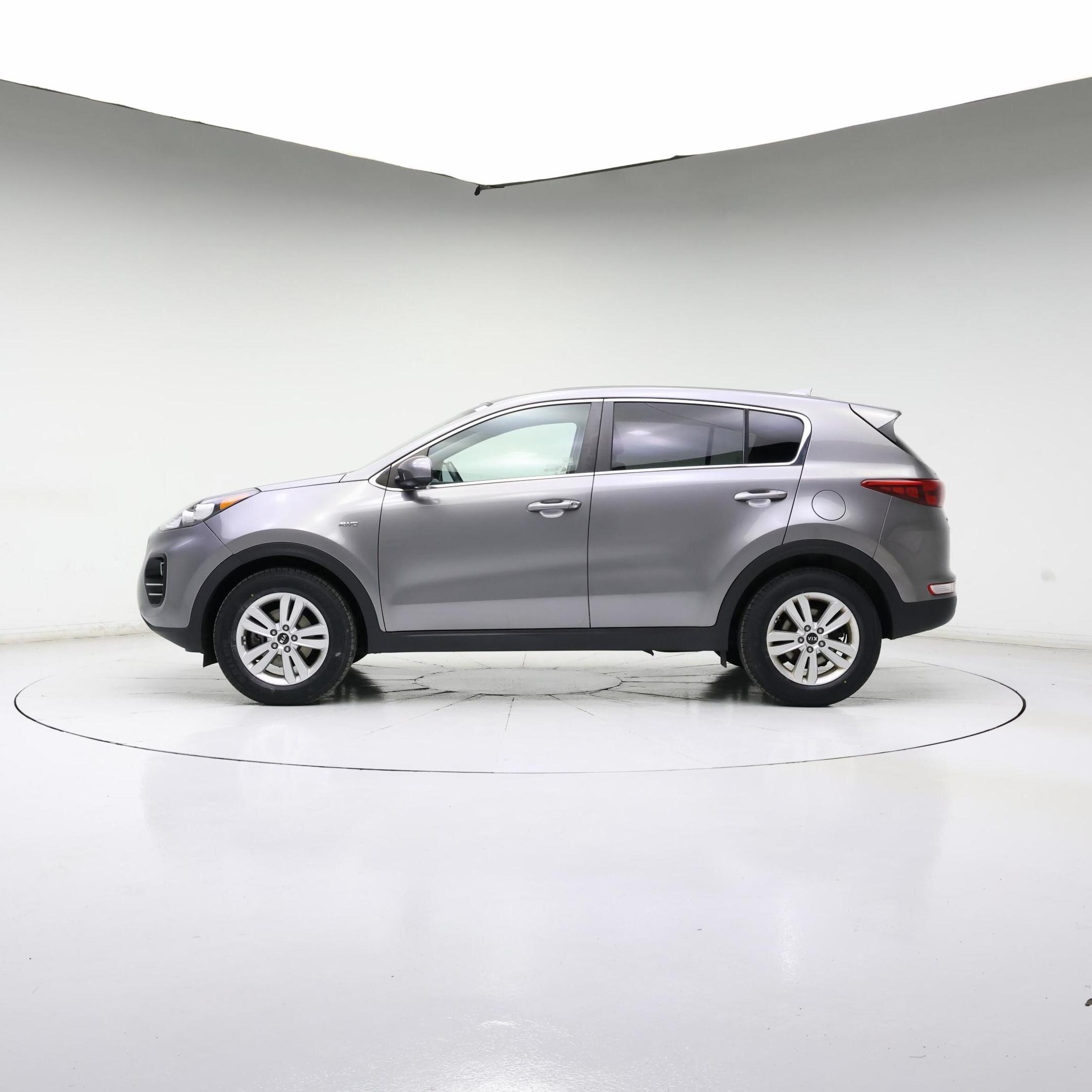 Thumbnail: 2017 Kia Sportage - 7