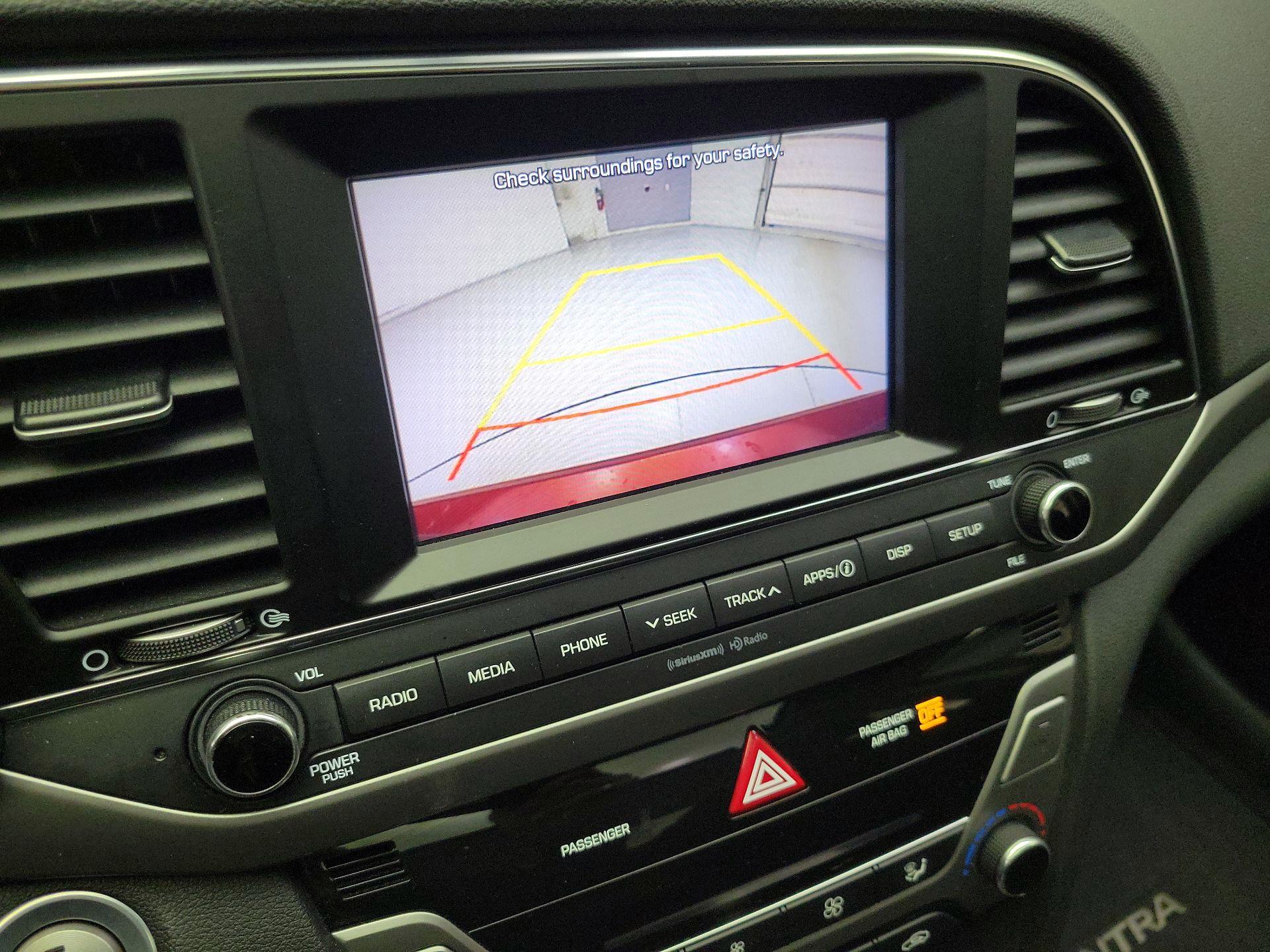 Thumbnail: 2017 Hyundai Elantra - 14