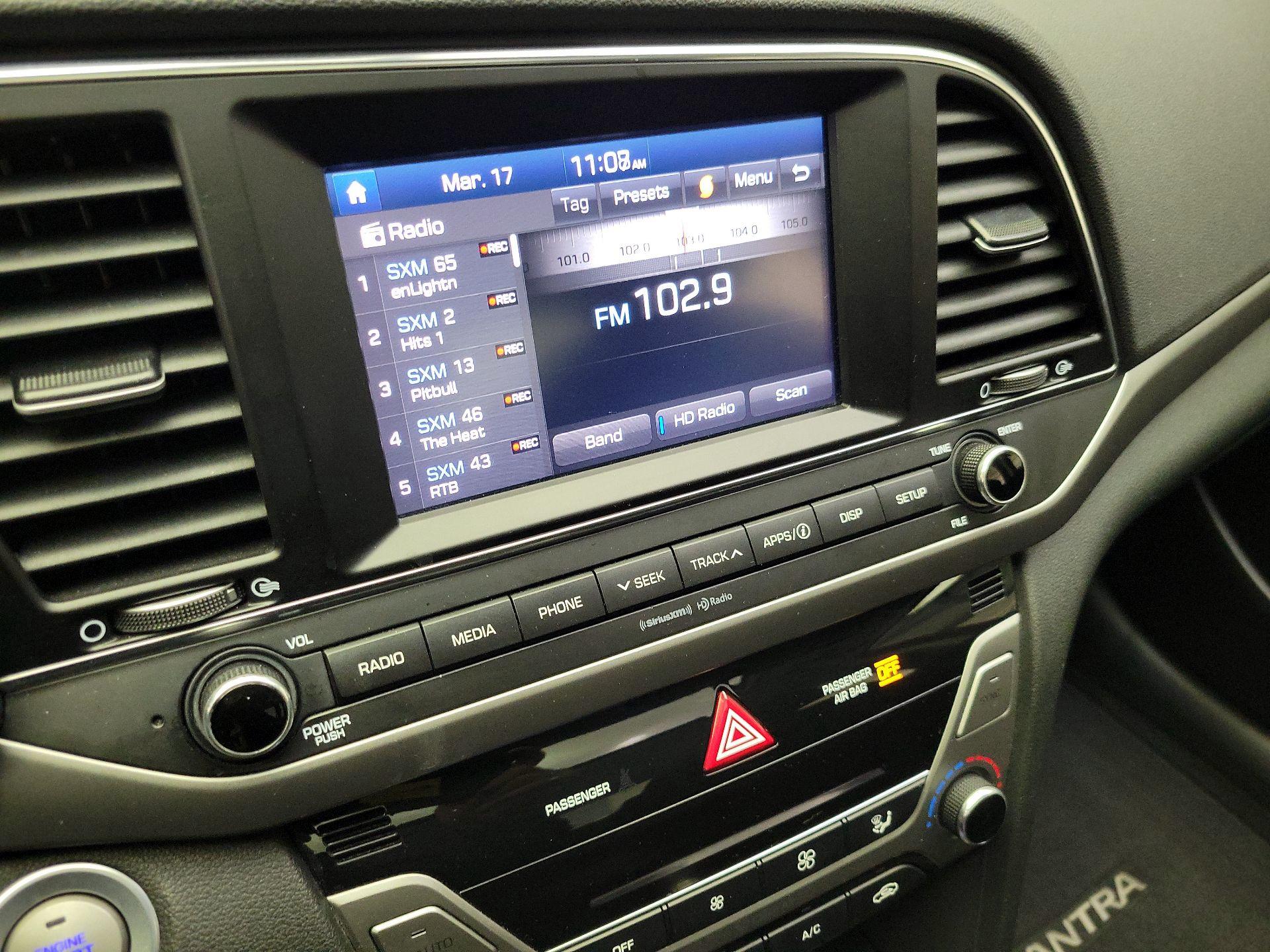 Thumbnail: 2017 Hyundai Elantra - 15