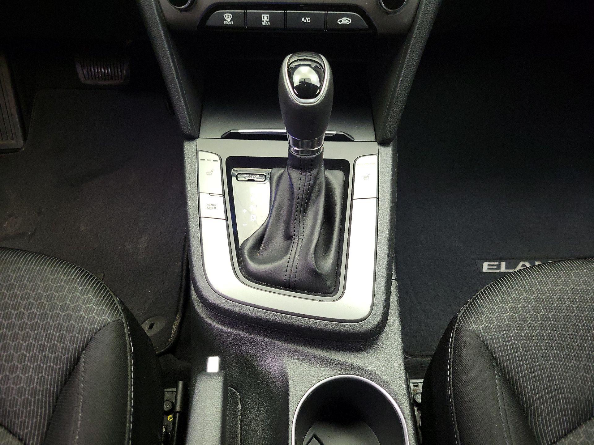 Thumbnail: 2017 Hyundai Elantra - 17