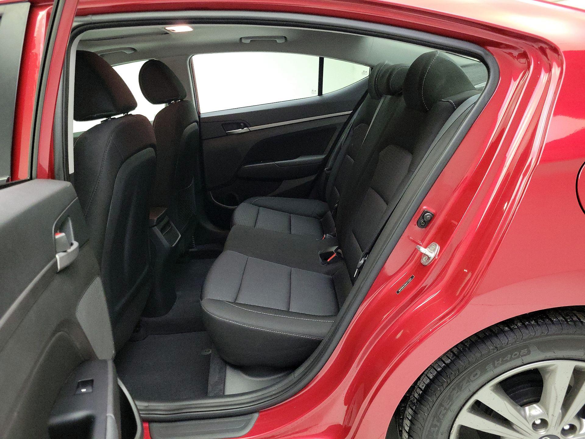 Thumbnail: 2017 Hyundai Elantra - 20