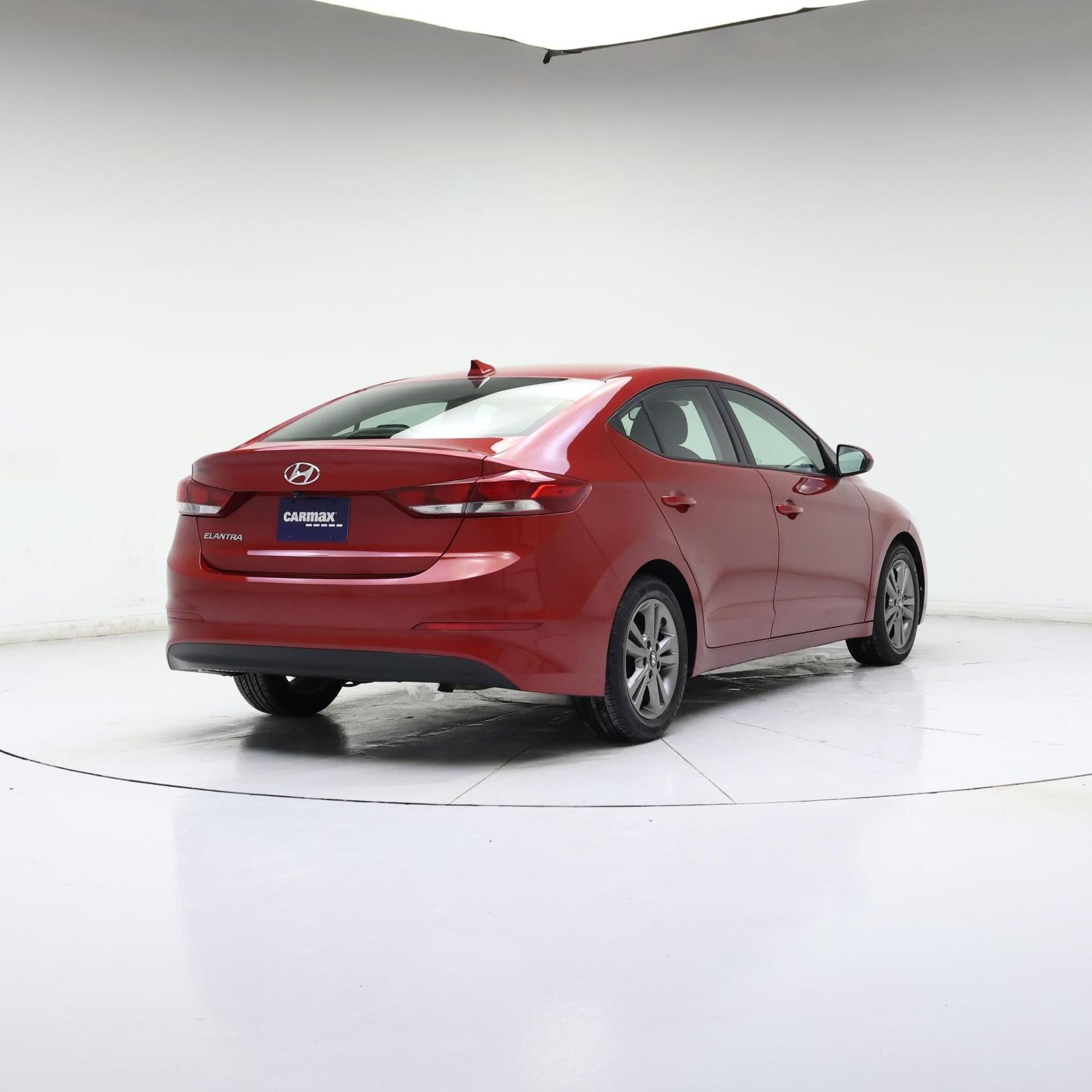 Thumbnail: 2017 Hyundai Elantra - 4