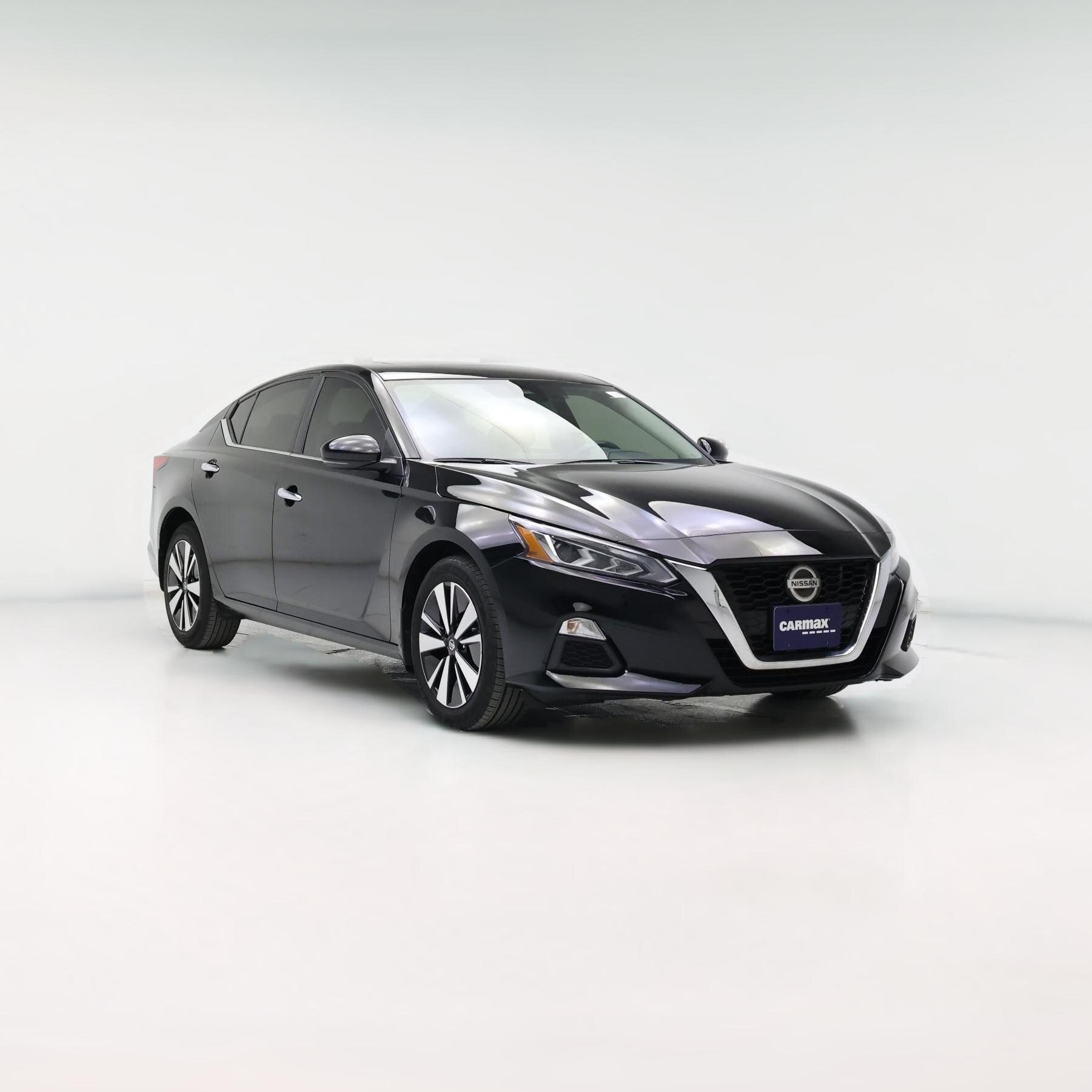 Thumbnail: 2022 Nissan Altima - 1