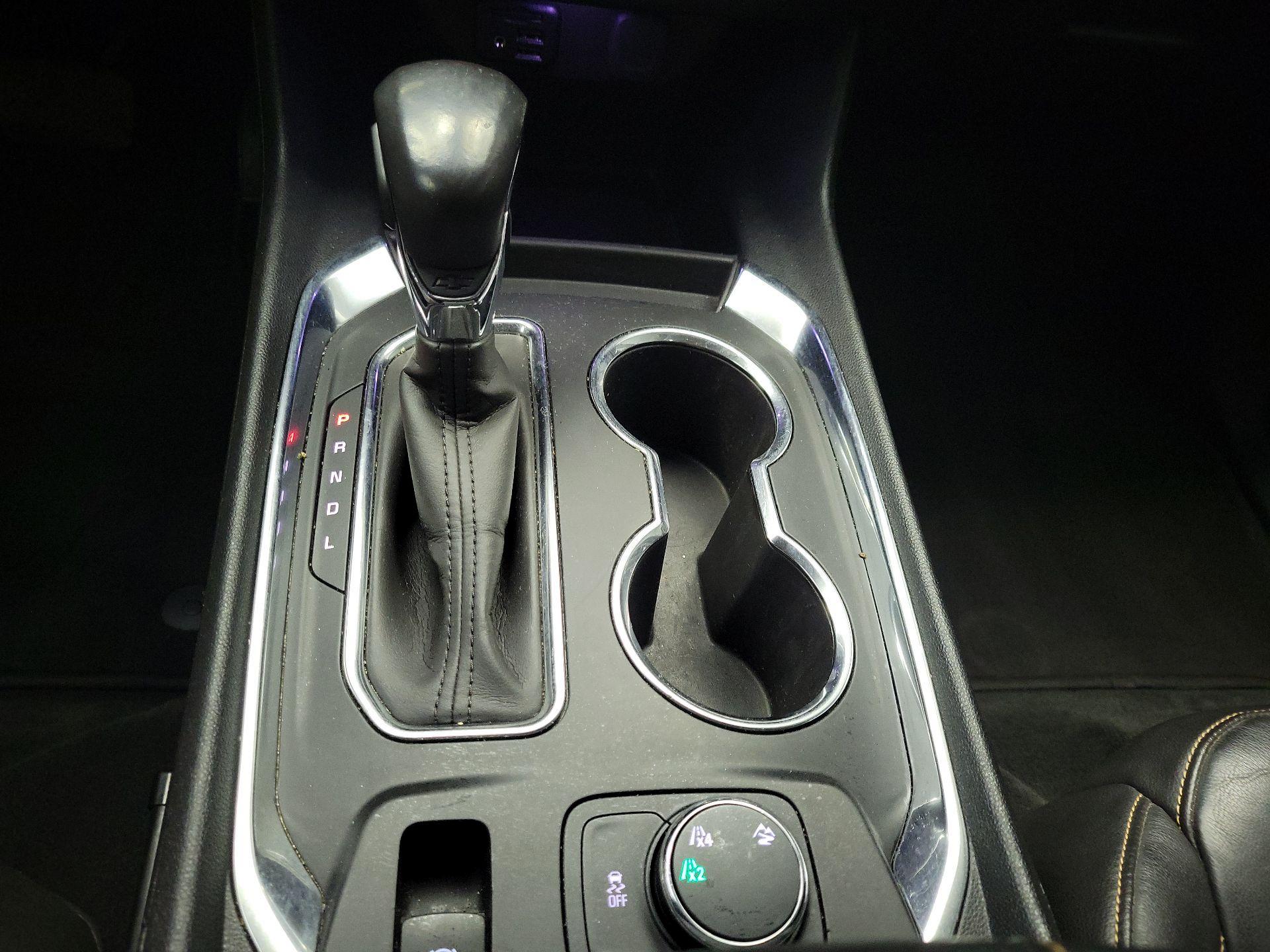 Thumbnail: 2021 Chevrolet Traverse - 18