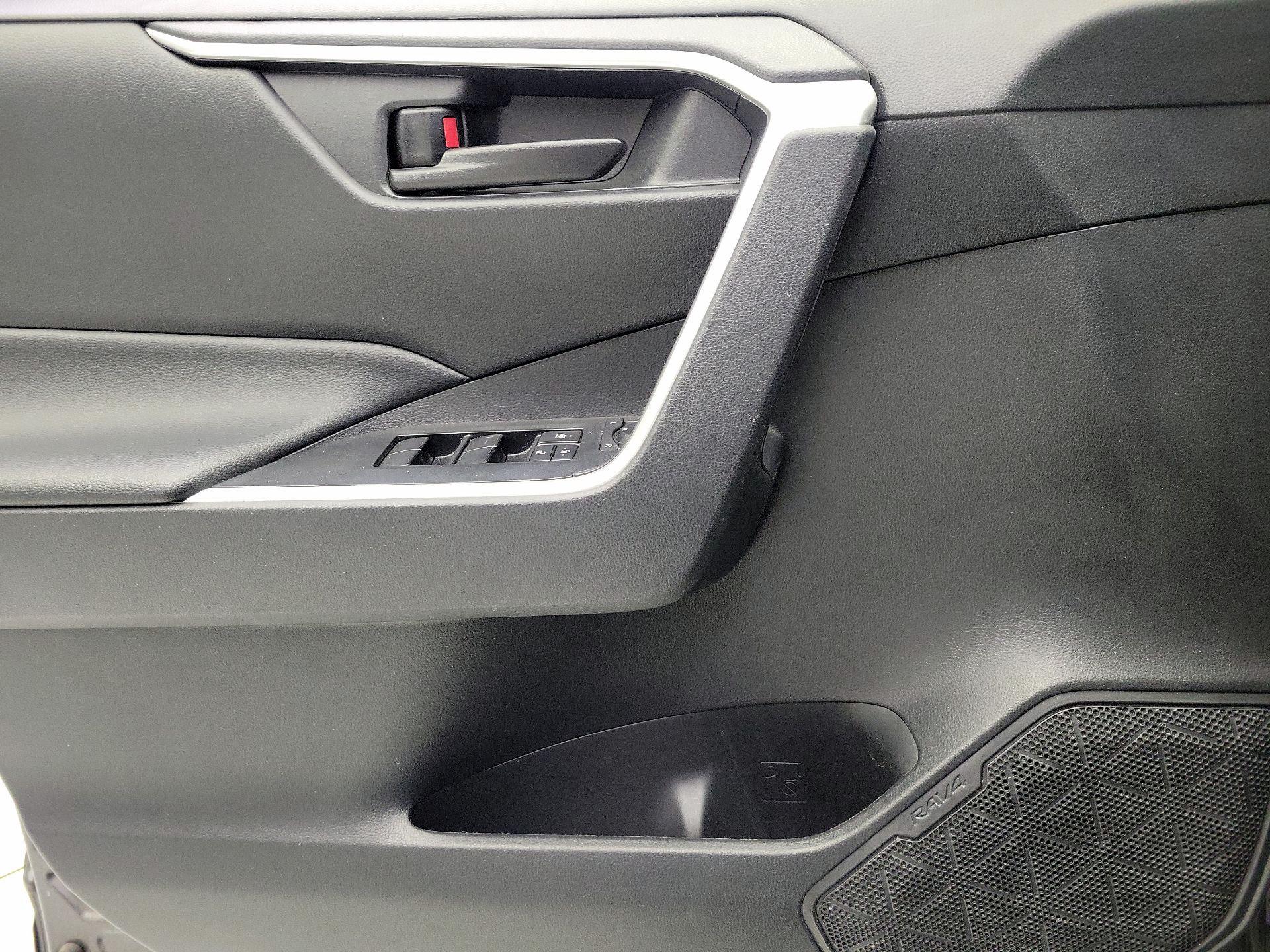 Thumbnail: 2023 Toyota RAV4 - 12