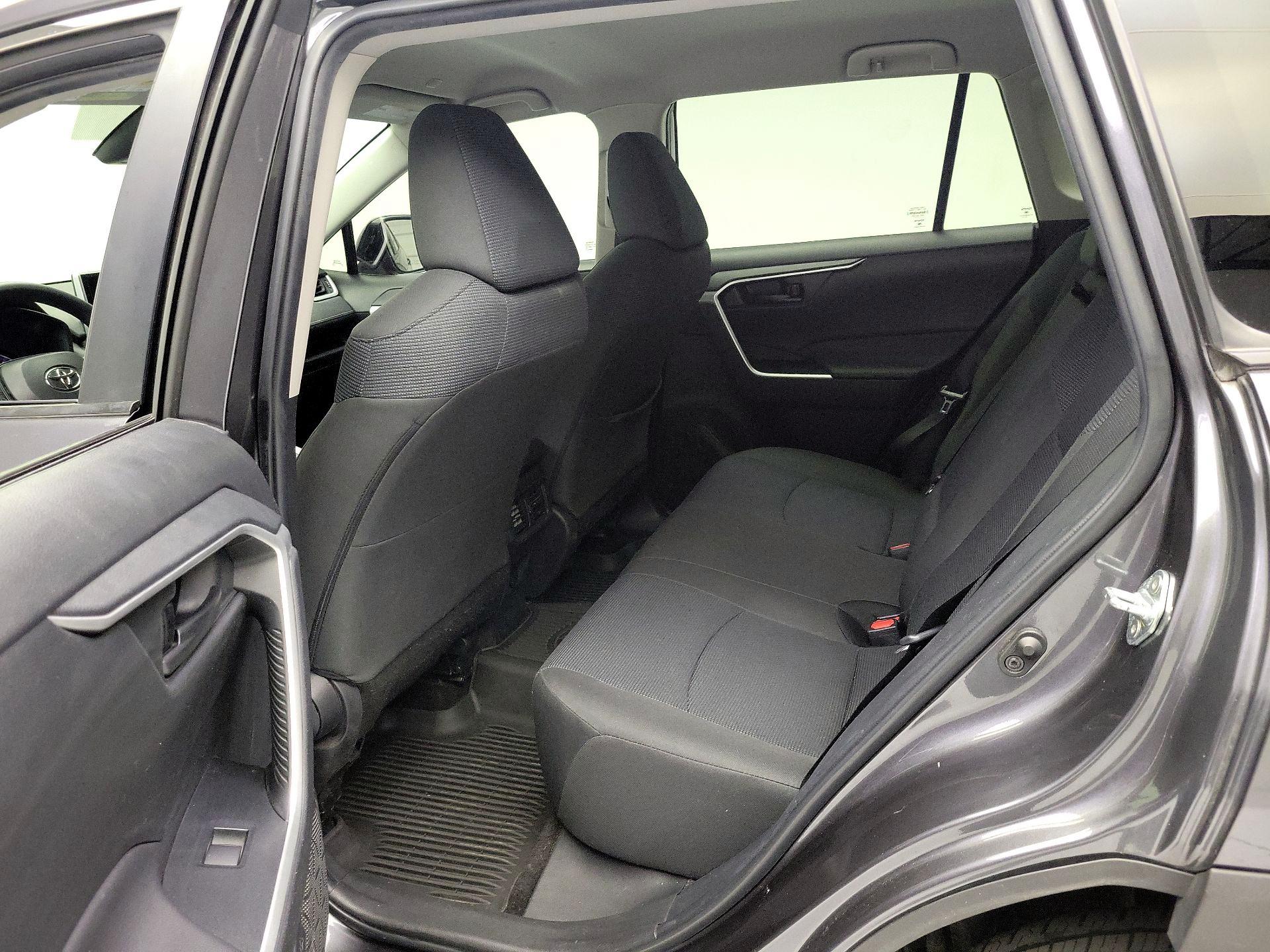 Thumbnail: 2023 Toyota RAV4 - 18