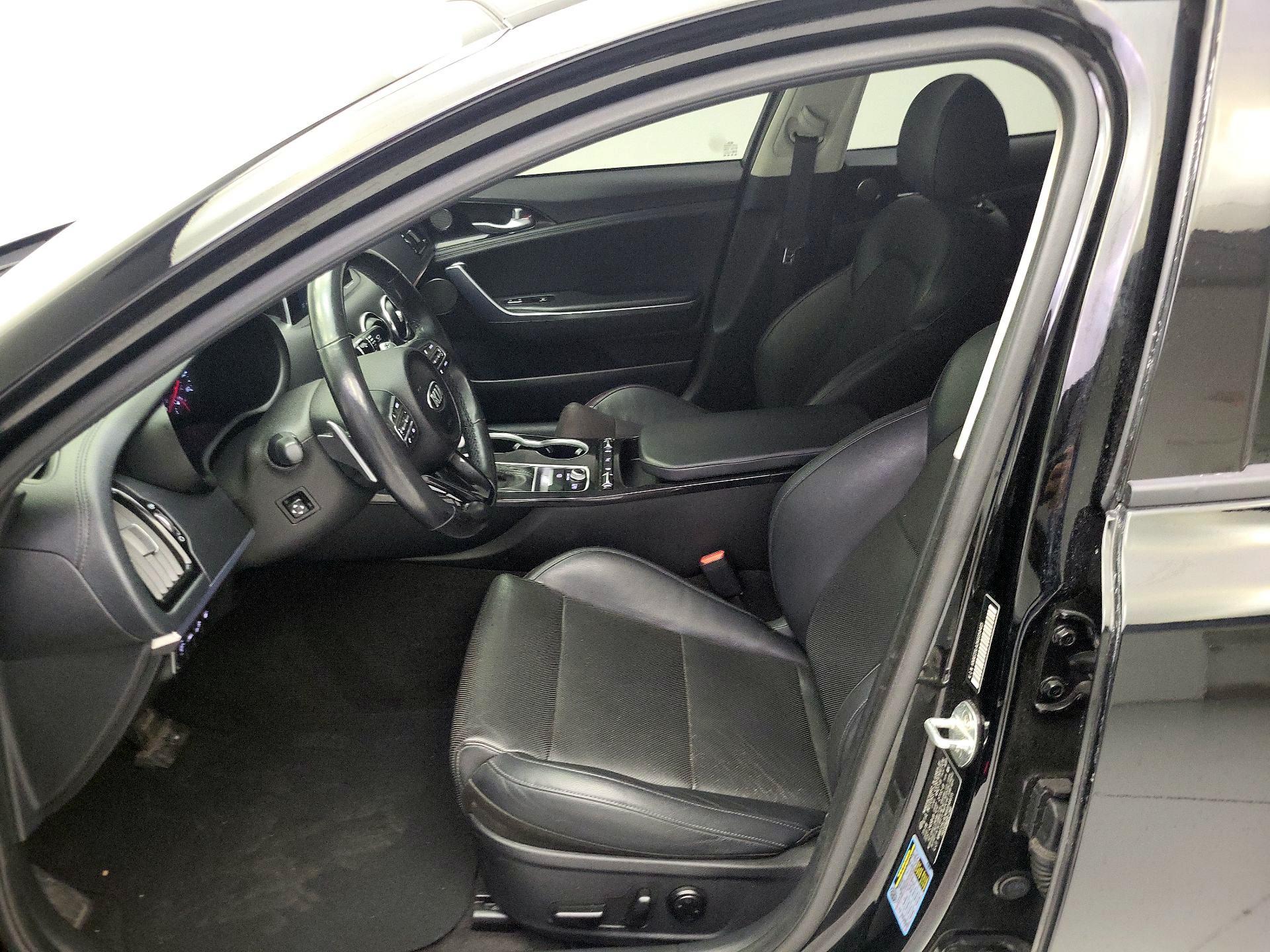 Thumbnail: 2019 Kia Stinger - 11