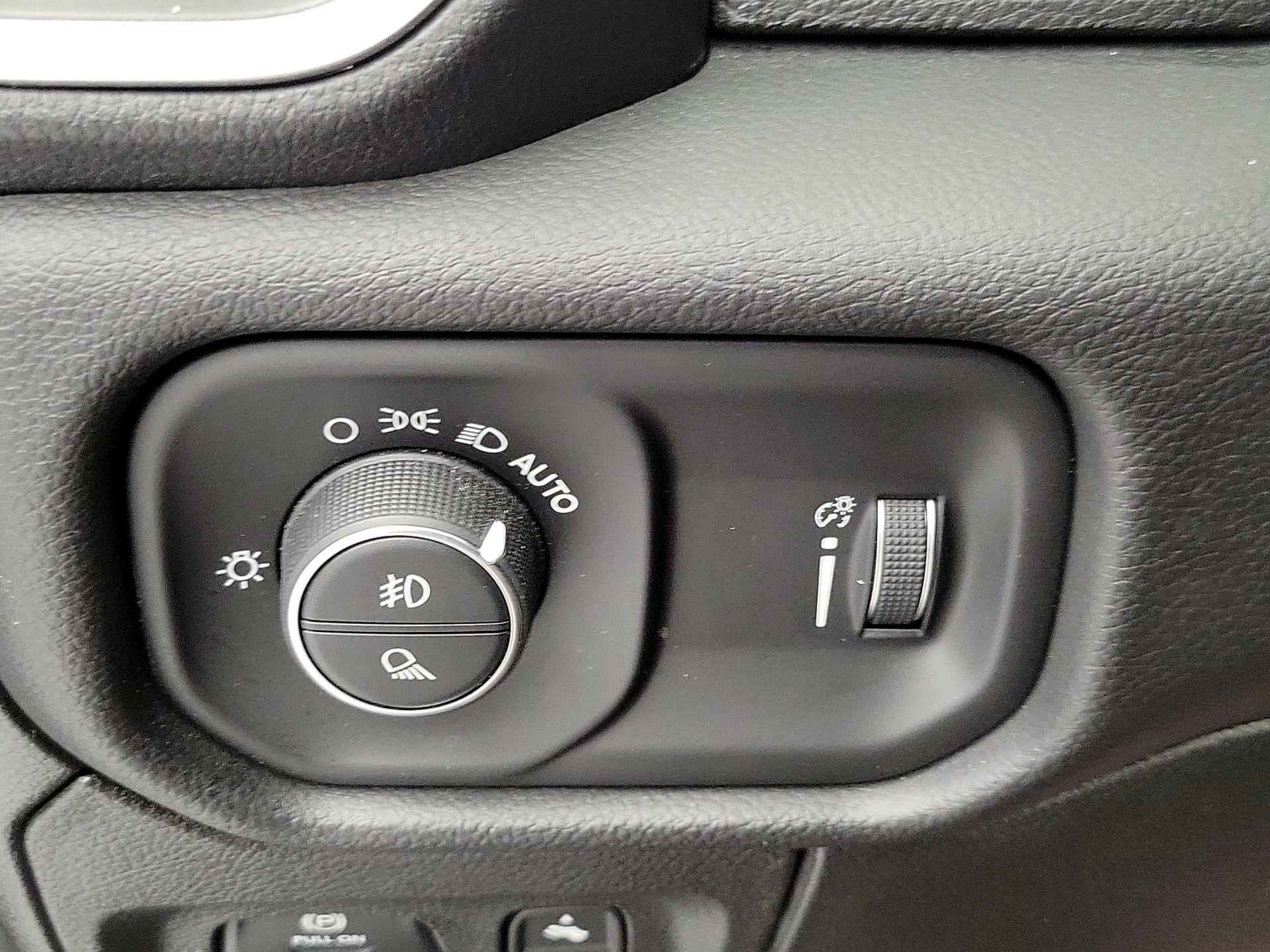 Thumbnail: 2022 RAM 1500 - 13