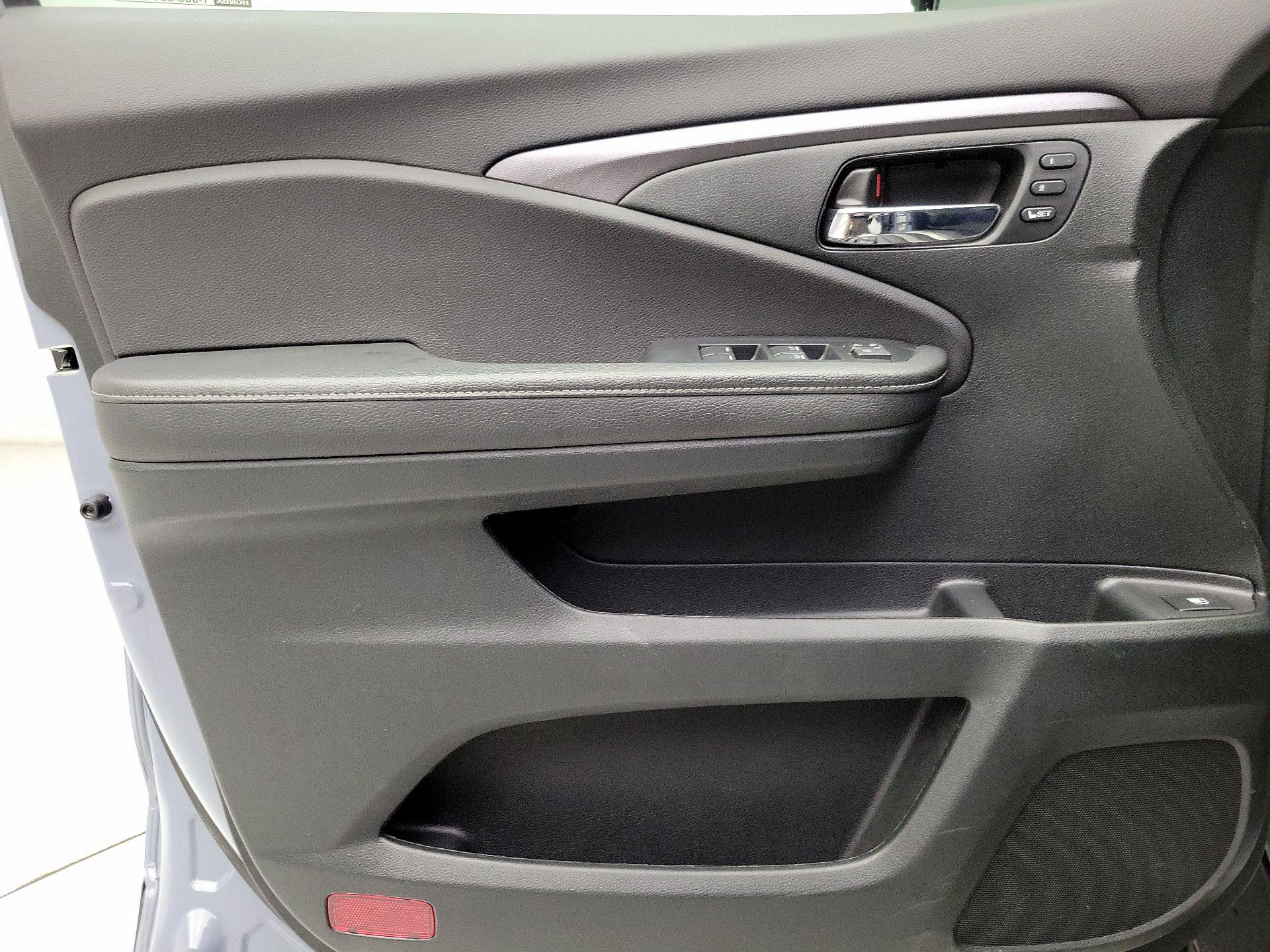 Thumbnail: 2025 Honda Ridgeline - 12