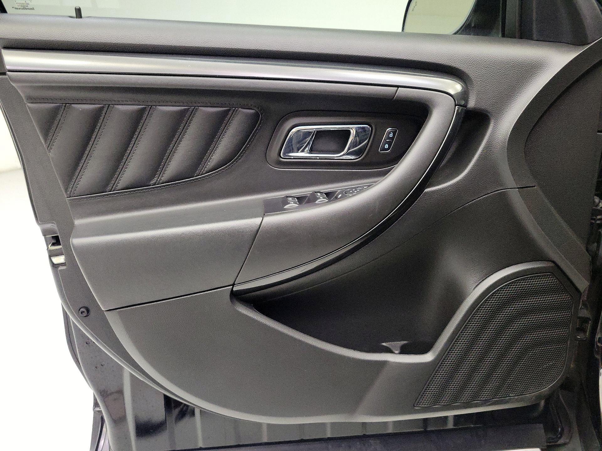 Thumbnail: 2018 Ford Taurus - 12