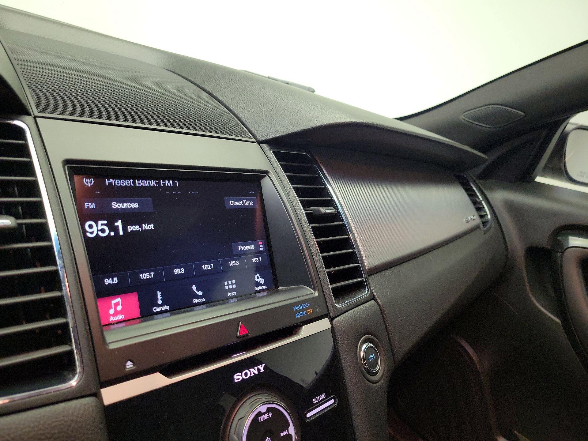 Thumbnail: 2018 Ford Taurus - 15