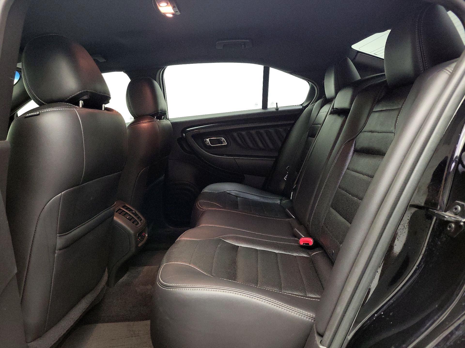 Thumbnail: 2018 Ford Taurus - 19