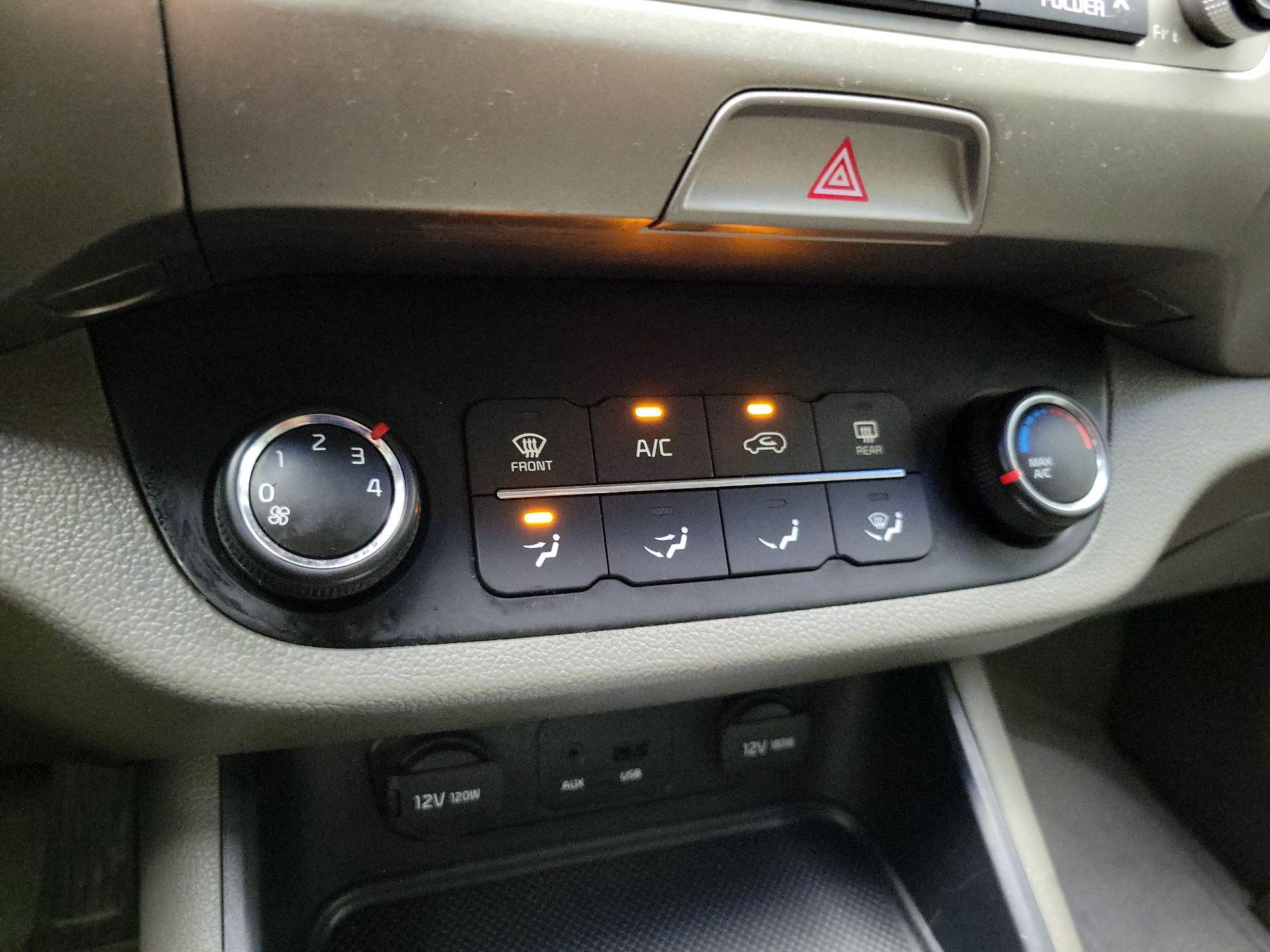 Thumbnail: 2014 Kia Sportage - 15