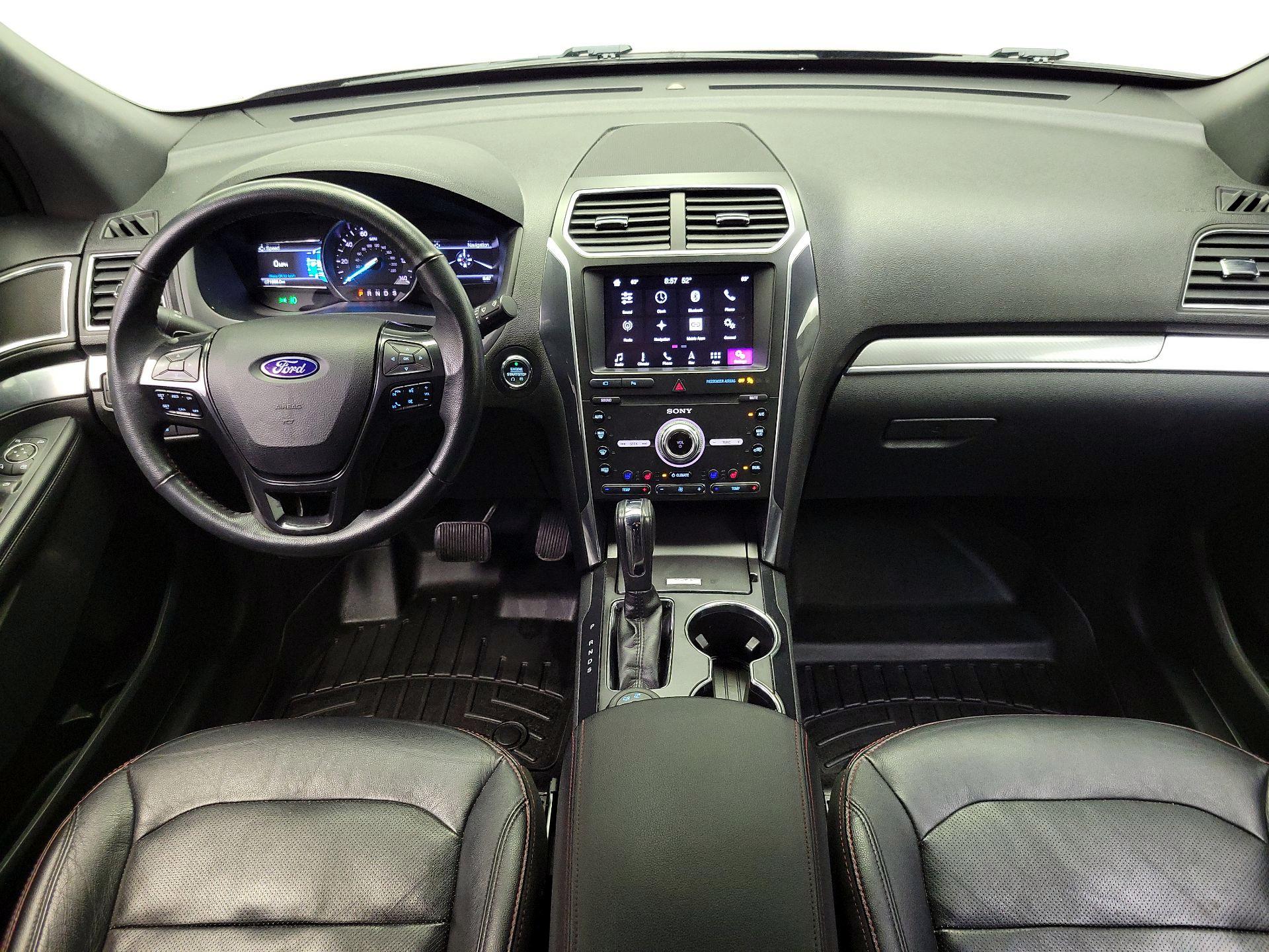 Thumbnail: 2019 Ford Explorer - 9