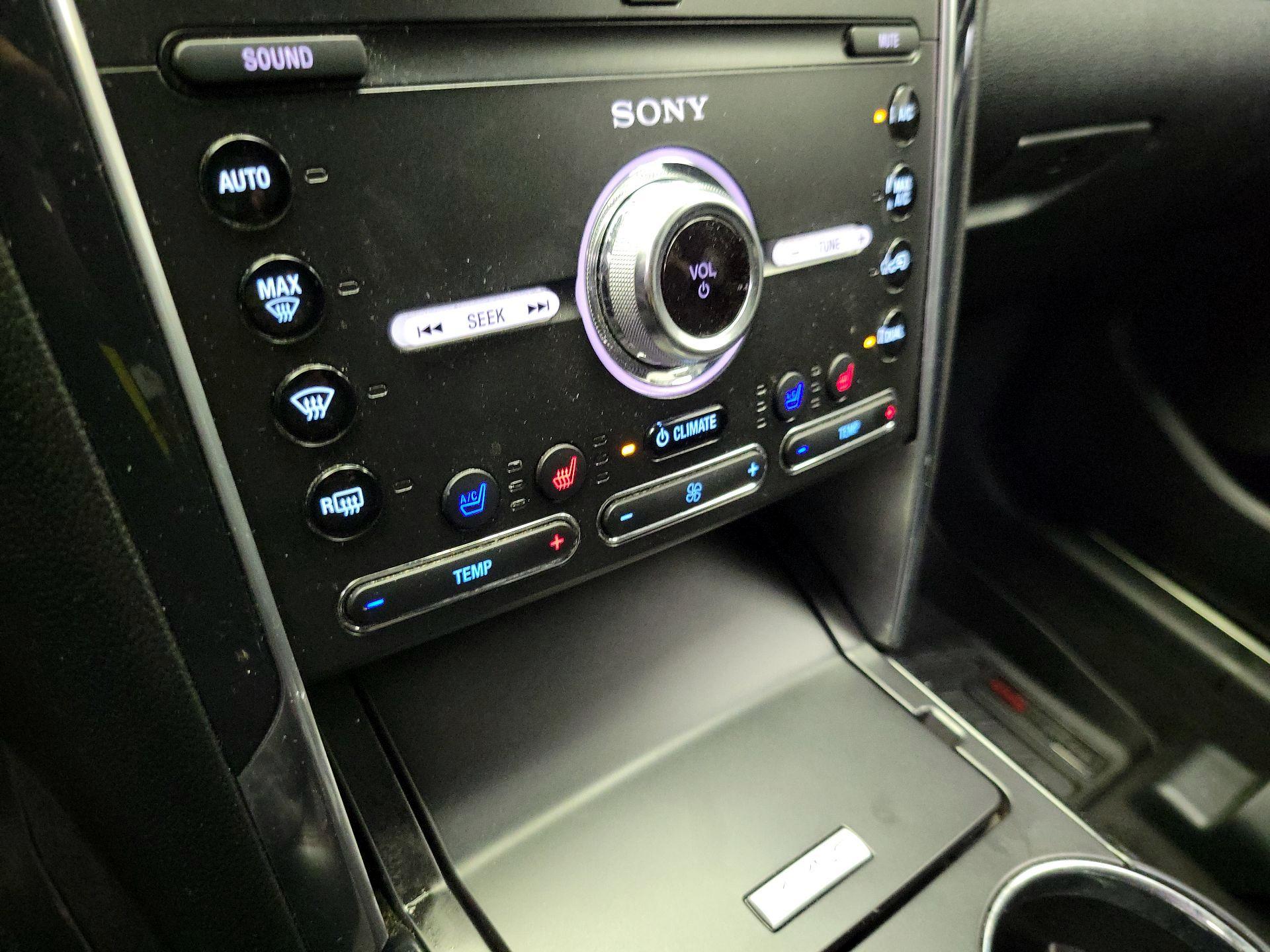 Thumbnail: 2019 Ford Explorer - 17