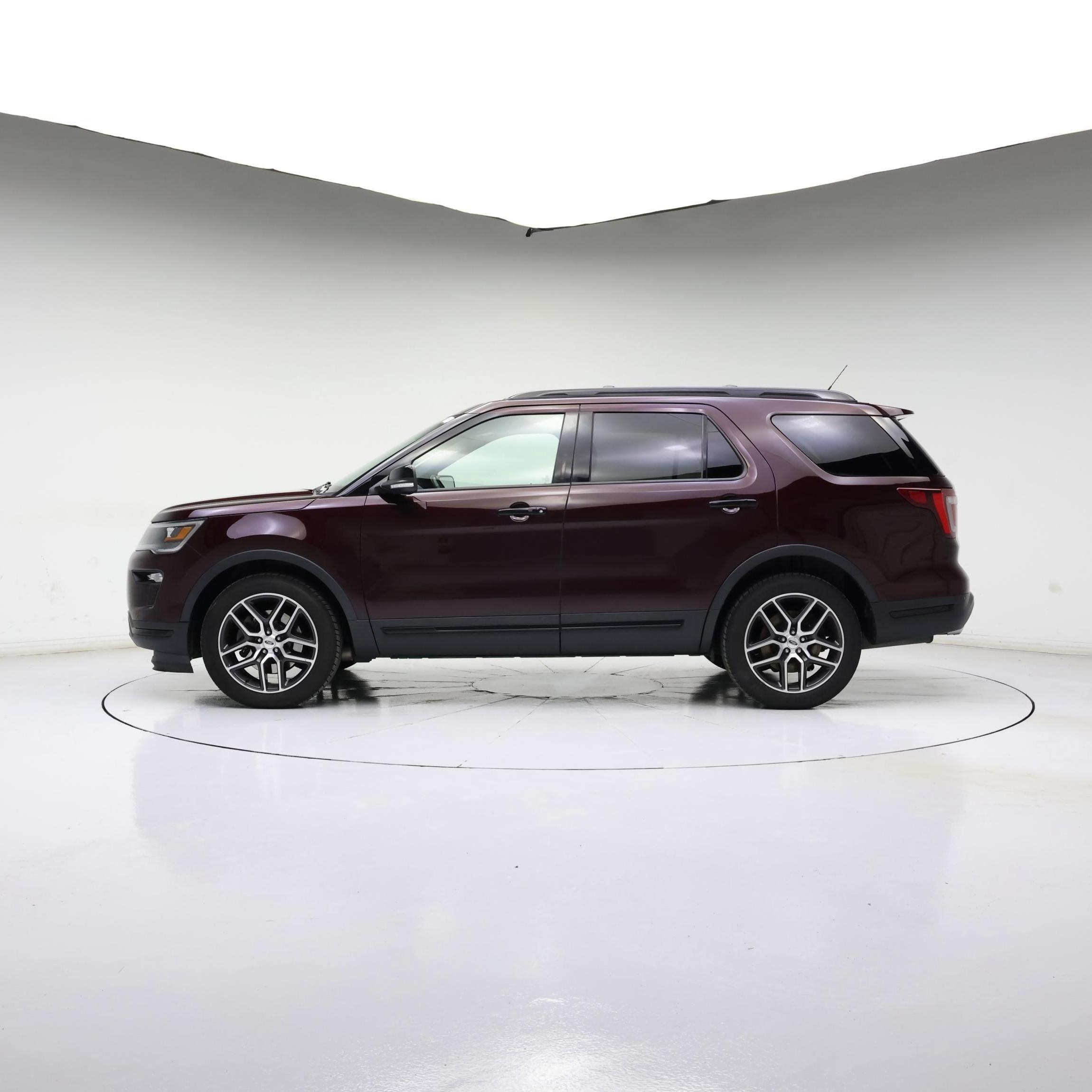 Thumbnail: 2019 Ford Explorer - 3