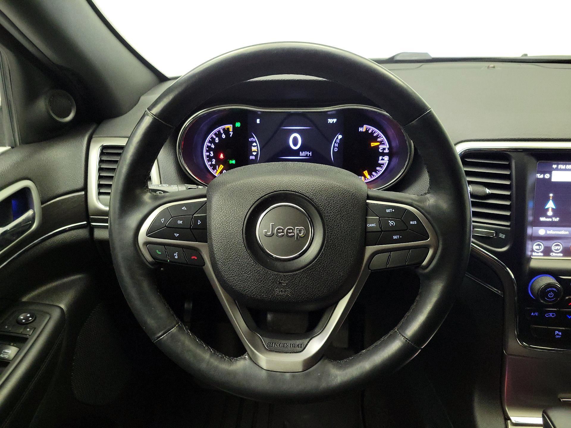 Thumbnail: 2018 Jeep Grand Cherokee - 10